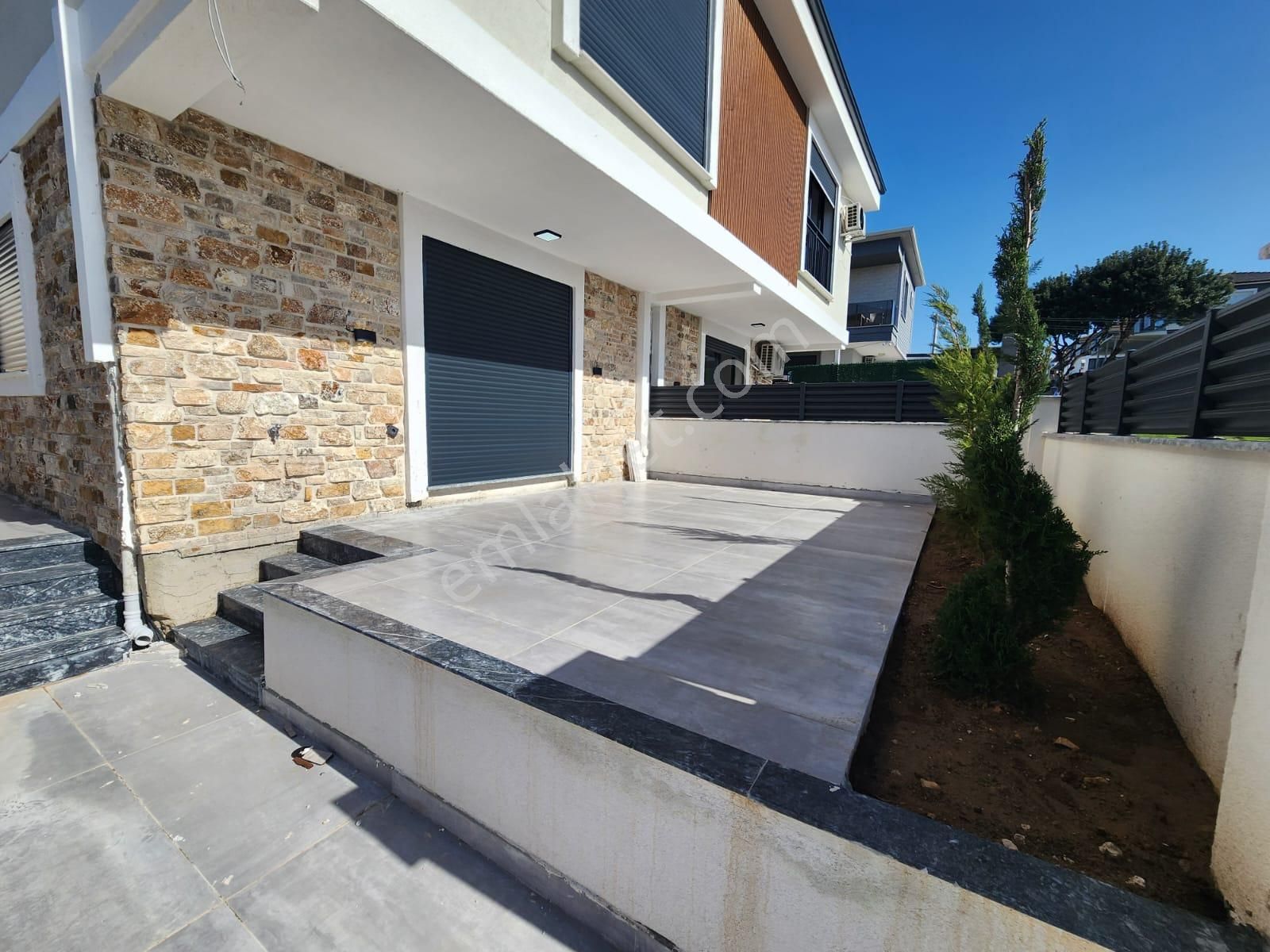 Hisar Mahallesi’nde Site İçerisinde Müstakil Bahçeli Özel Otoparklı Ultra Lüks 3+1 Villa! - Görsel 22