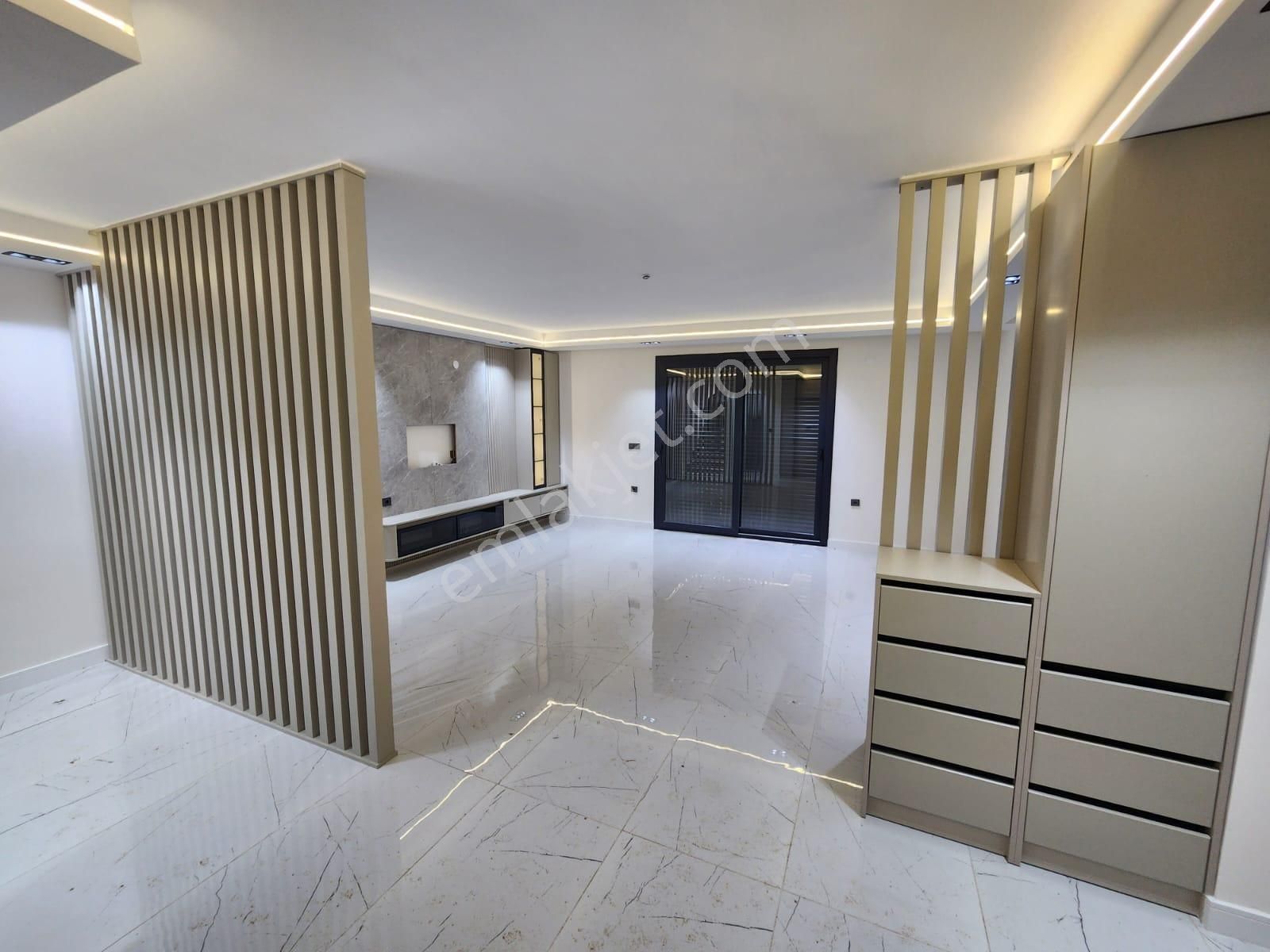 Hisar Mahallesi’nde Site İçerisinde Müstakil Bahçeli Özel Otoparklı Ultra Lüks 3+1 Villa! - Görsel 2