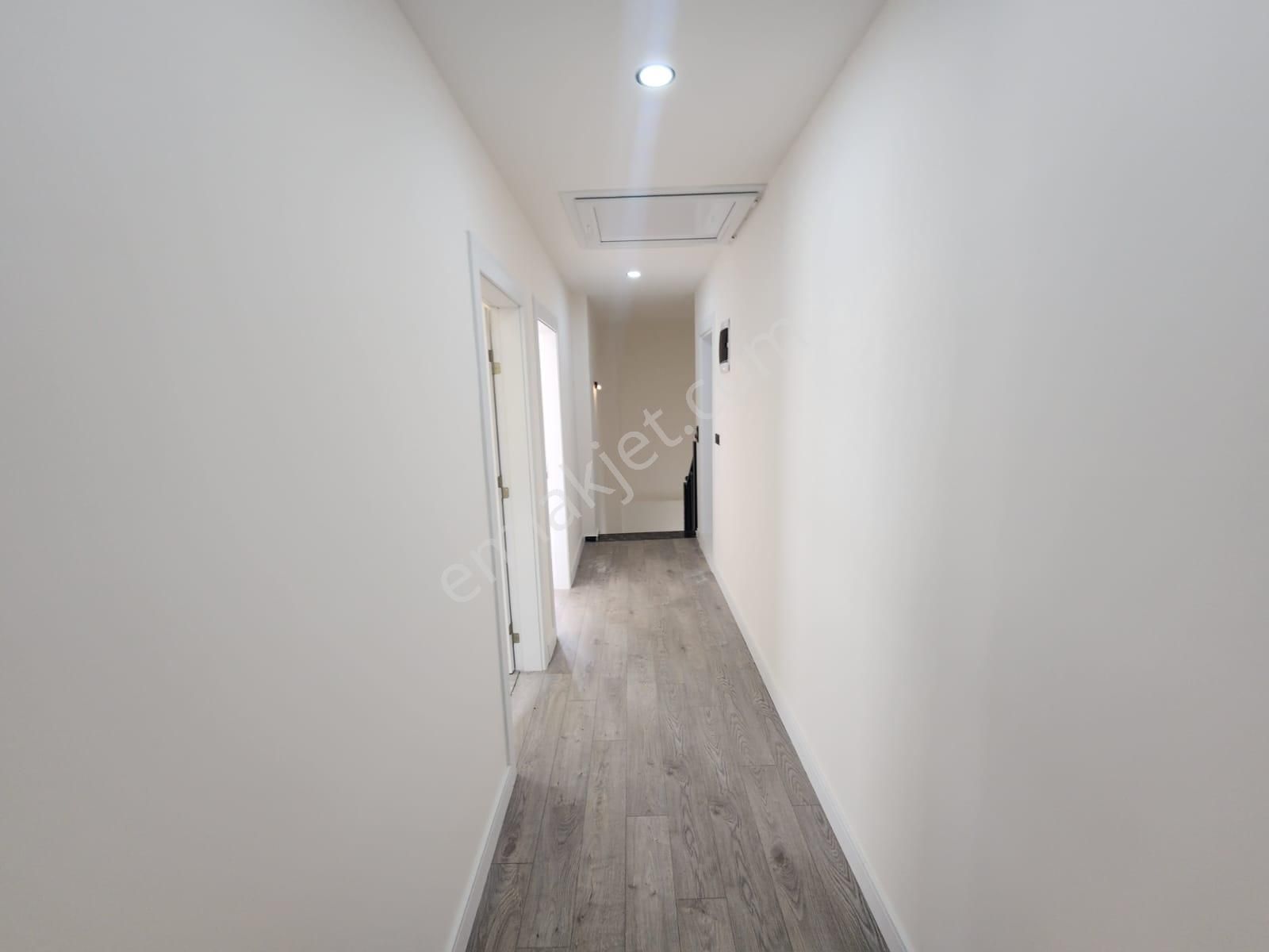 Hisar Mahallesi’nde Site İçerisinde Müstakil Bahçeli Özel Otoparklı Ultra Lüks 3+1 Villa! - Görsel 4