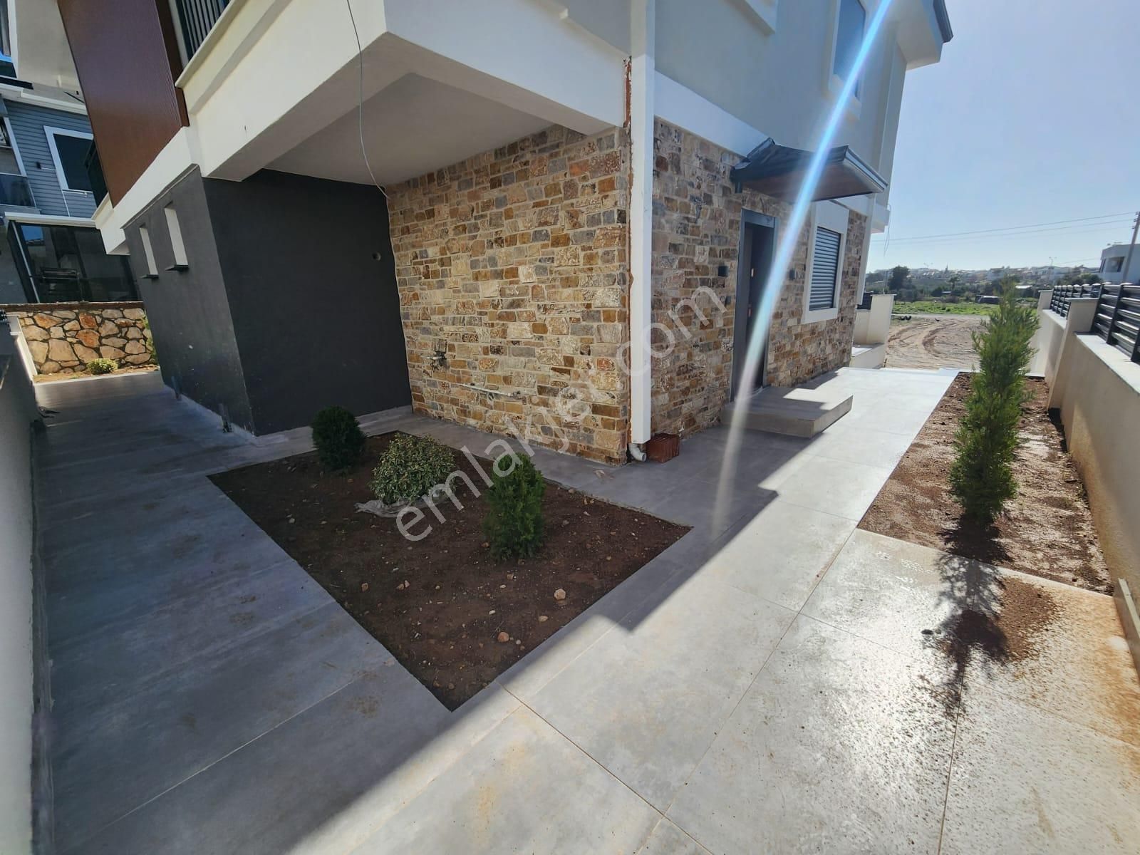 Hisar Mahallesi’nde Site İçerisinde Müstakil Bahçeli Özel Otoparklı Ultra Lüks 3+1 Villa! - Görsel 16