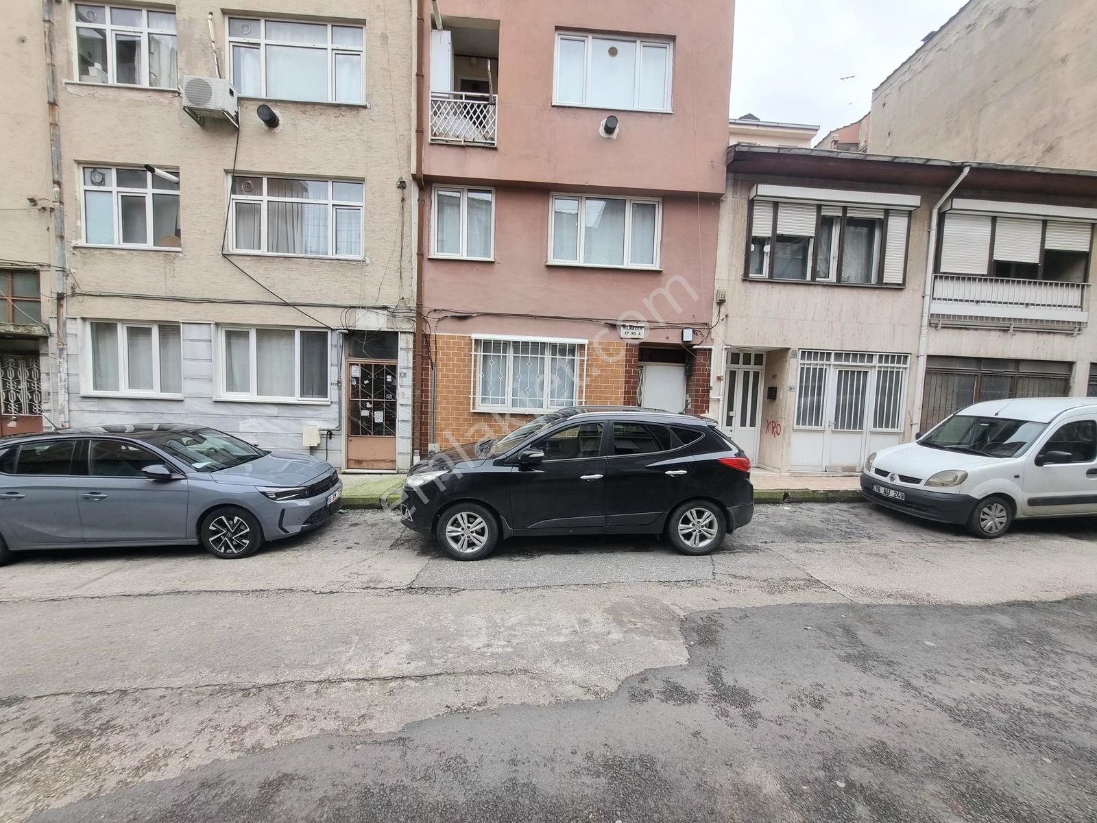 Çırpan Mahallesinde Kiralık Eşyalı Arakat 2+1 Daire - Görsel 2
