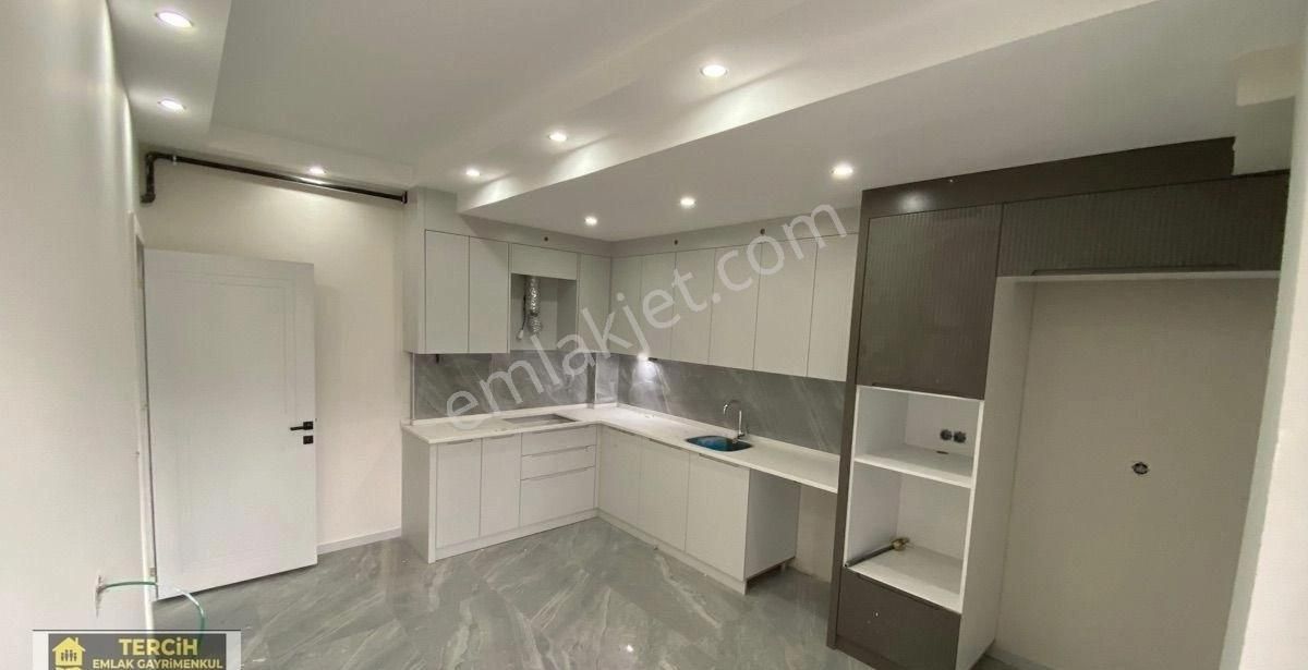 Şemikler’de 3+1 Ebeveyn Banyolu Satılık Lüx Daireler