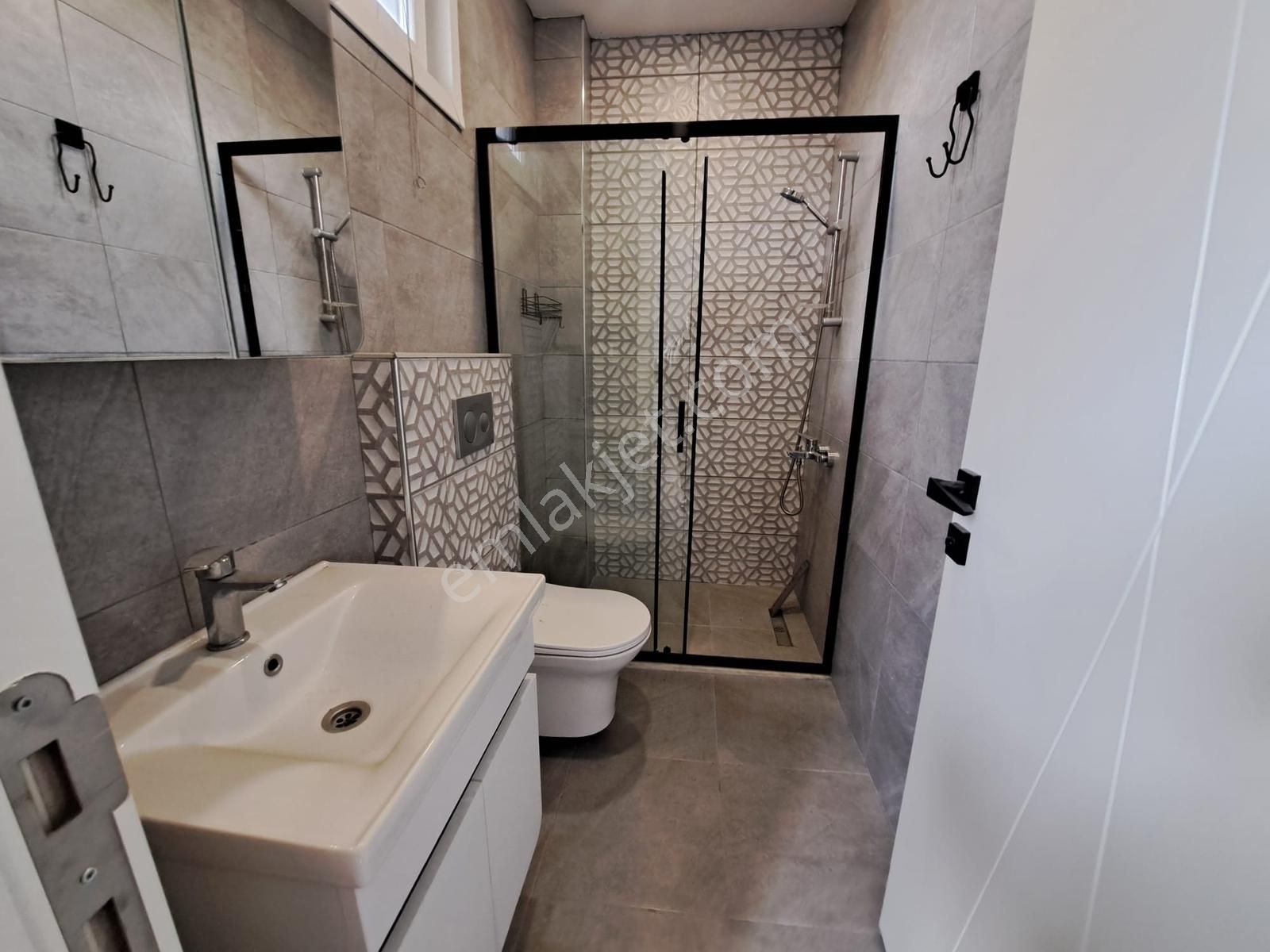 ꧁uğur&uzman꧂idealtepe'de Ebeveynli-balkonlu Geniş 1+1 - Görsel 12