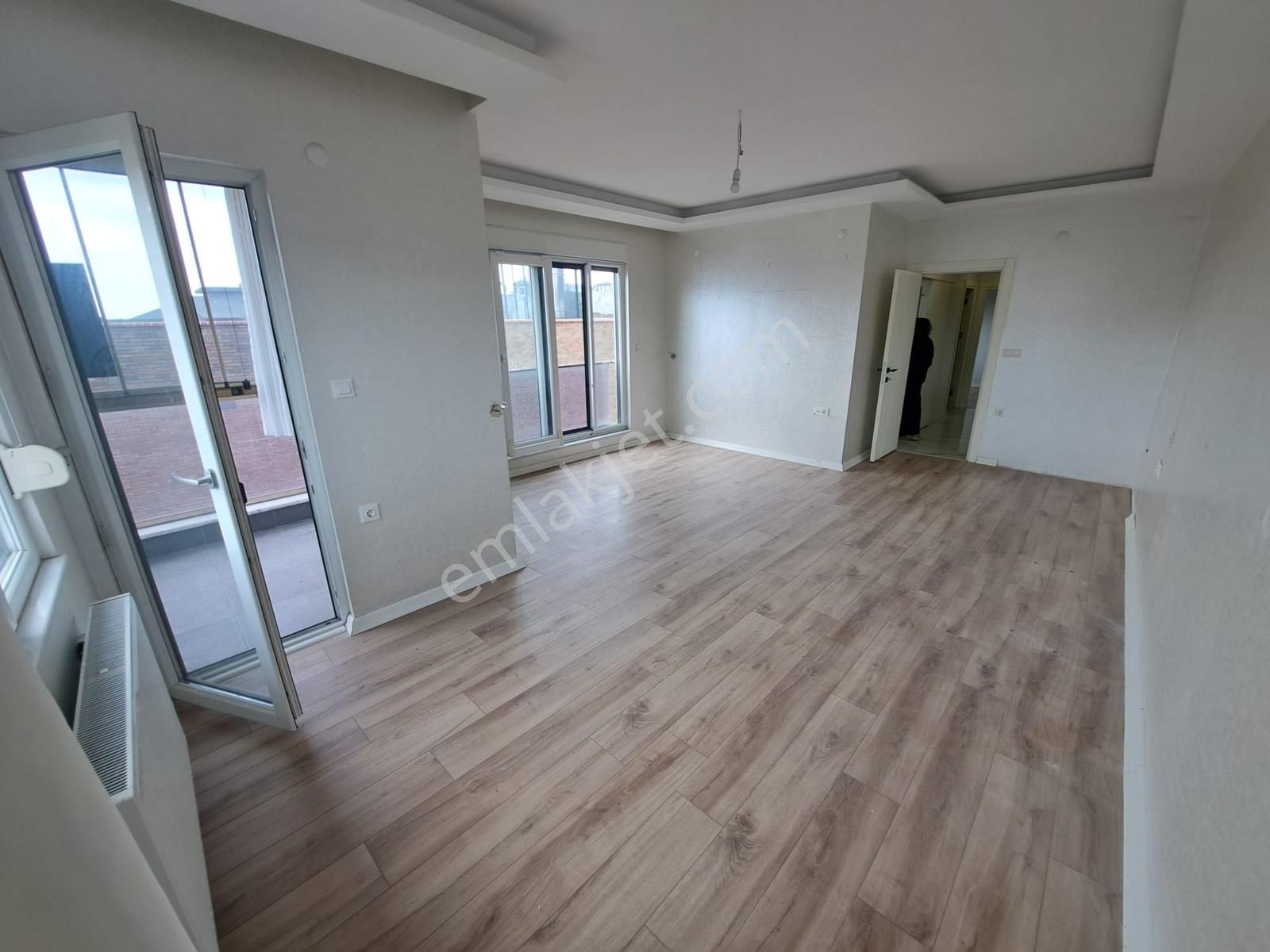 ꧁uğur&uzman꧂idealtepe'de Ebeveynli-balkonlu Geniş 1+1 - Görsel 25