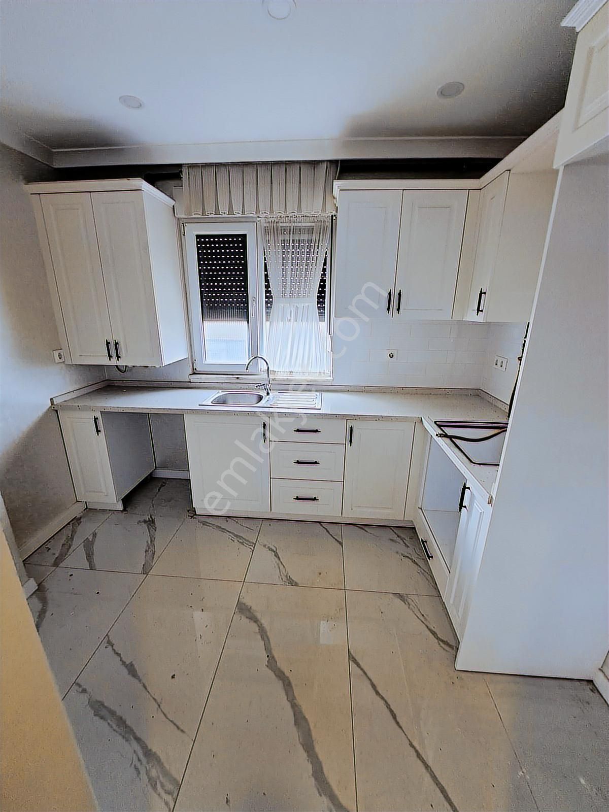 ꧁uğur&uzman꧂idealtepe'de Ebeveynli-balkonlu Geniş 1+1 - Görsel 16