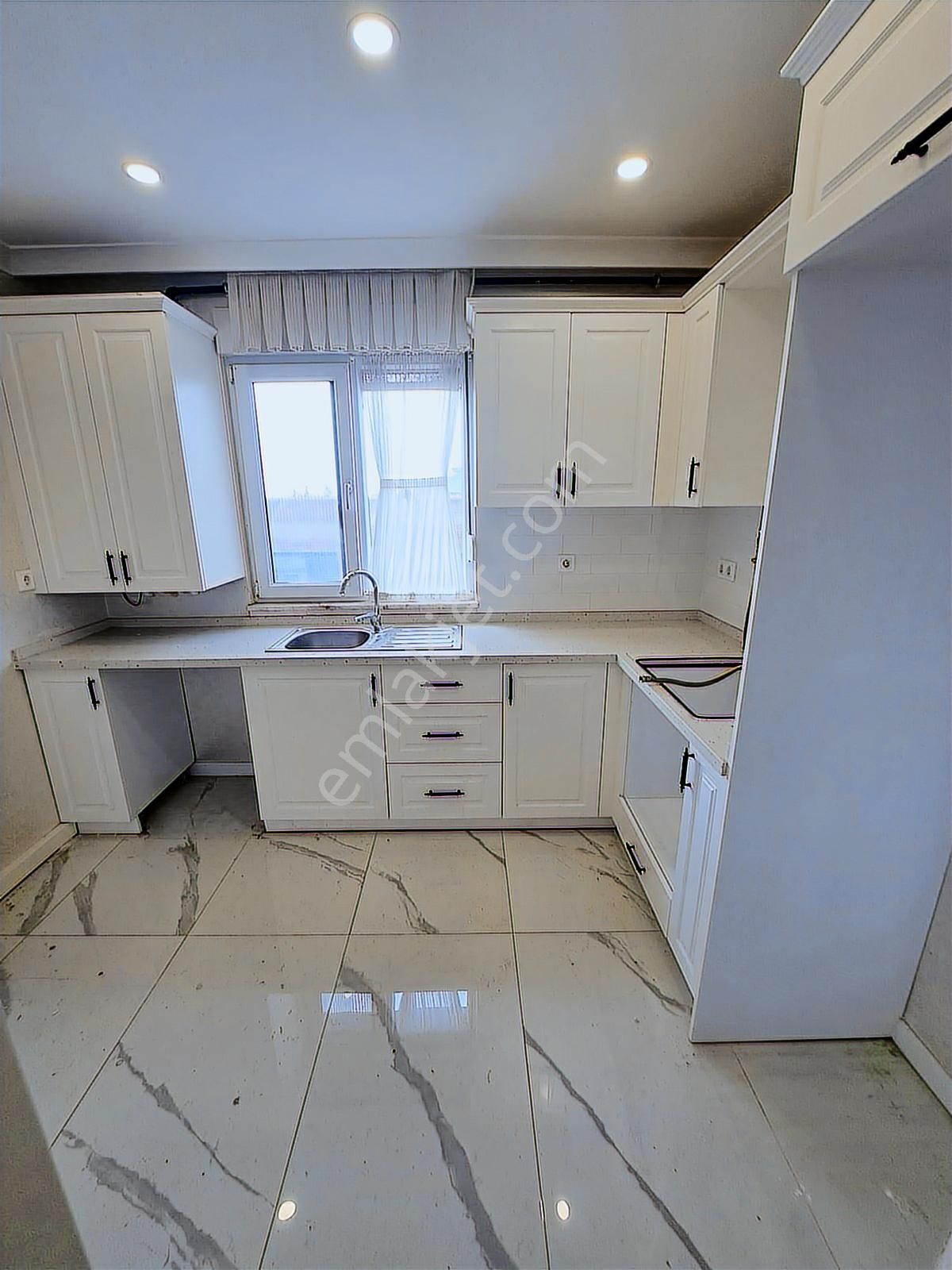 ꧁uğur&uzman꧂idealtepe'de Ebeveynli-balkonlu Geniş 1+1 - Görsel 9