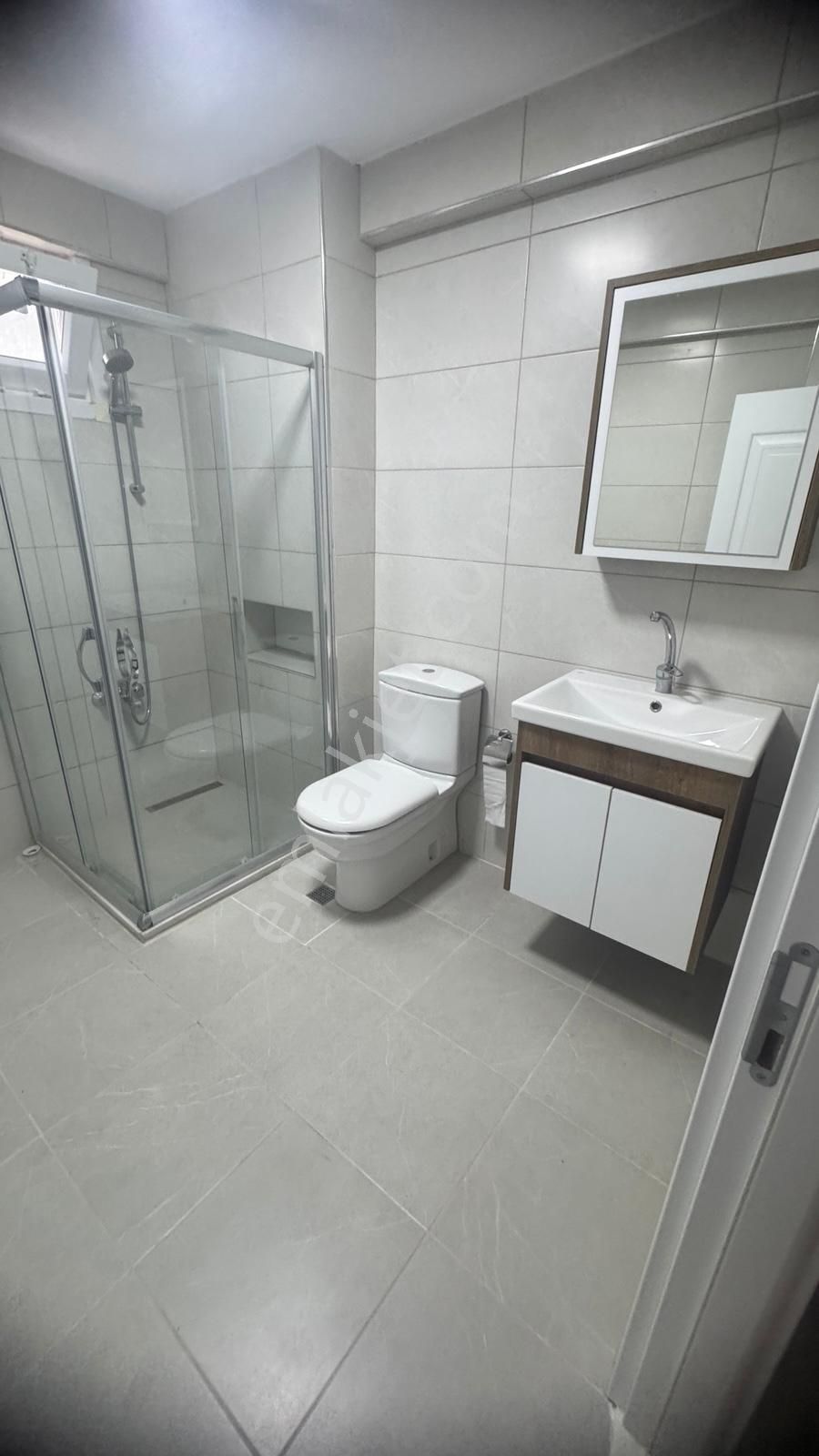 2+1 Ful Tadilatı Yapılmış Merkezi Konumda Cumhuriyet Mah Denize 150 Mt Fırsat Daire - Görsel 4