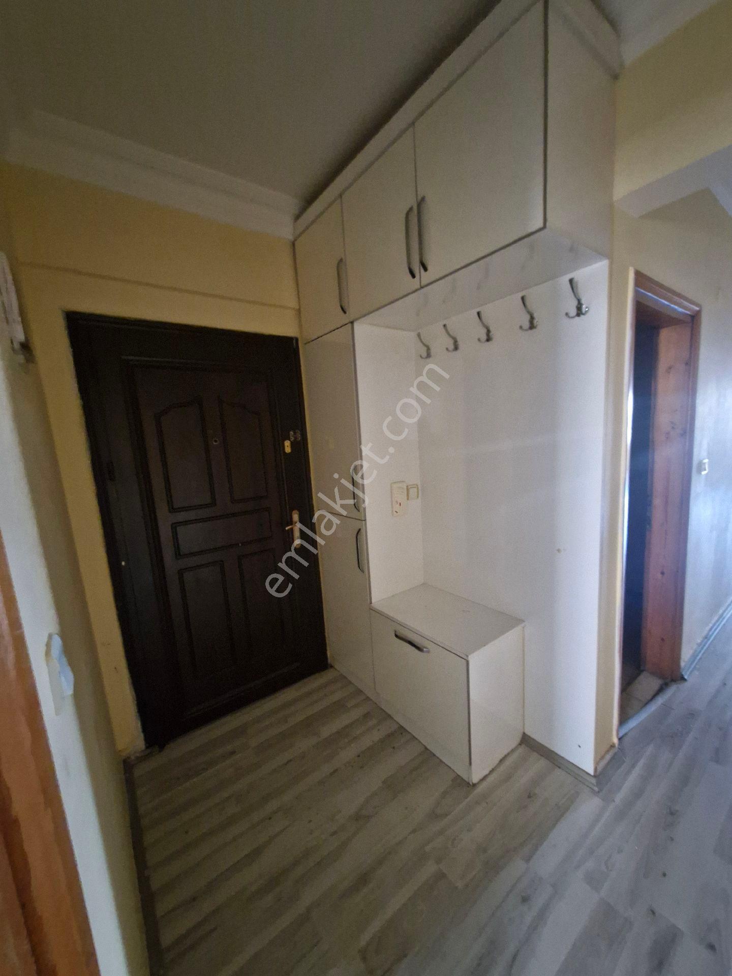 Merkezde İyaş Otel Yanı Ara Kat 3+1 Daire - Görsel 12