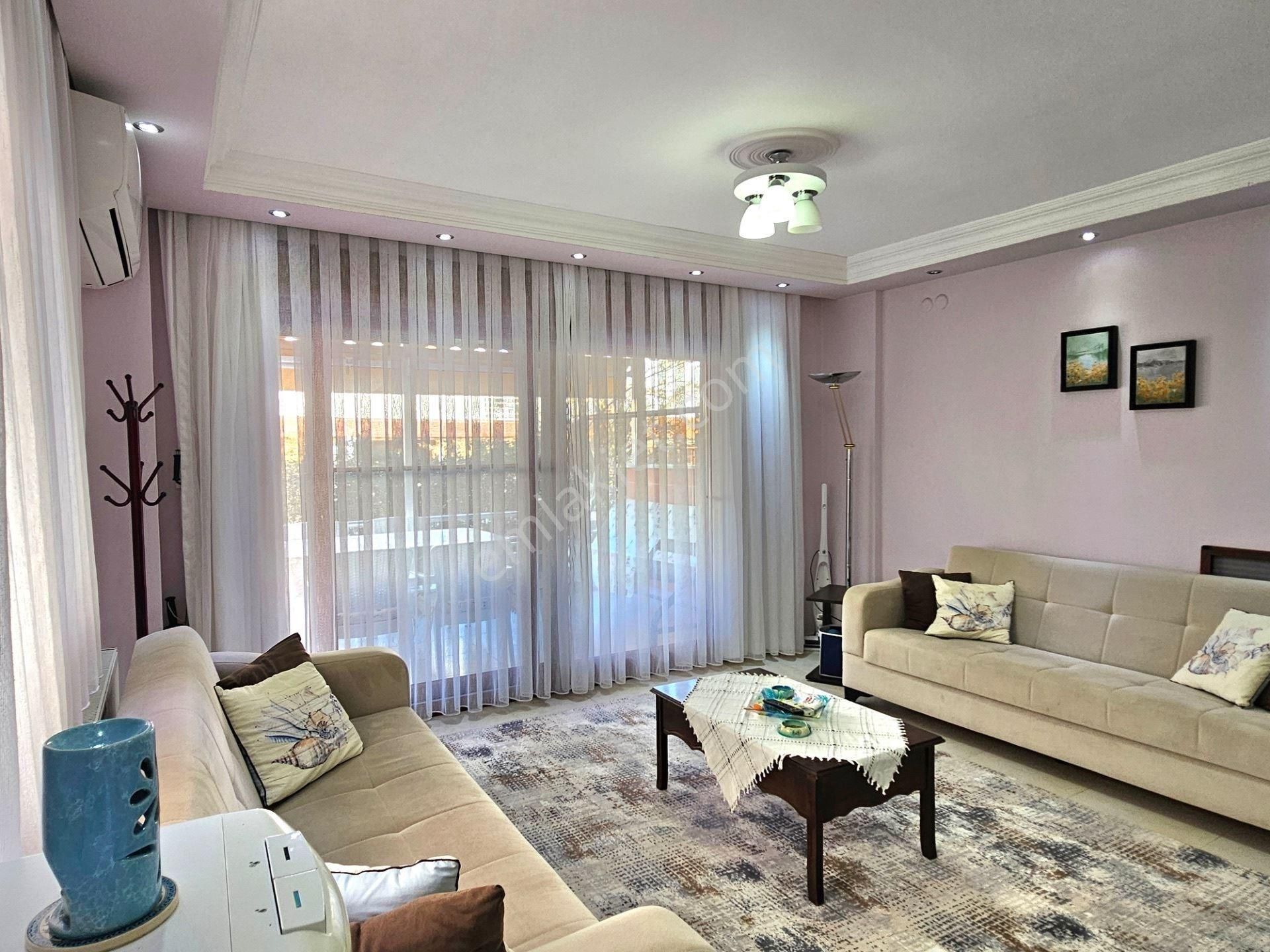 Startkey'den Dikili Merkez'de Denize 100 Metre Satılık 3+1 Villa - Görsel 11