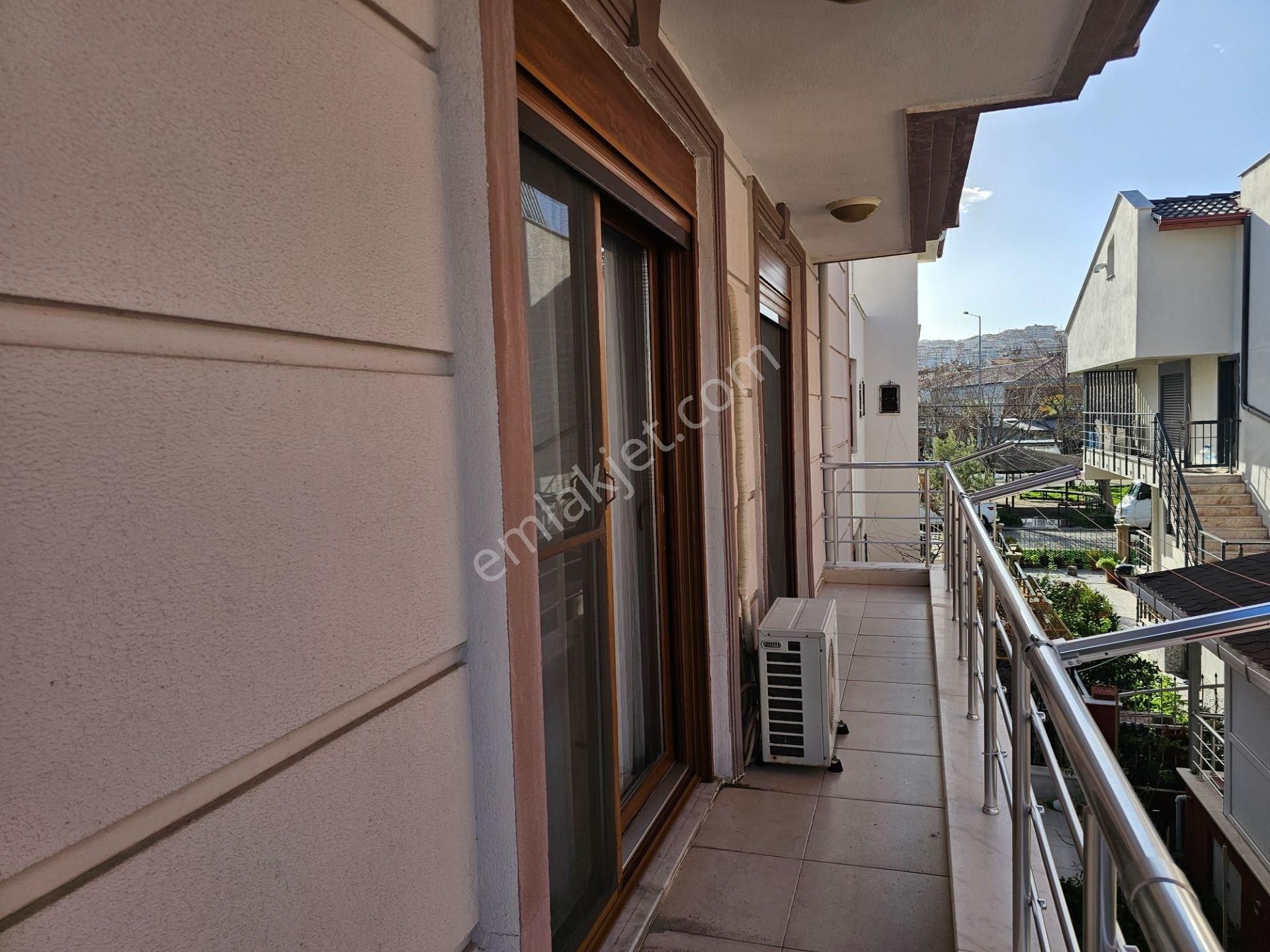 Startkey'den Dikili Merkez'de Denize 100 Metre Satılık 3+1 Villa - Görsel 31