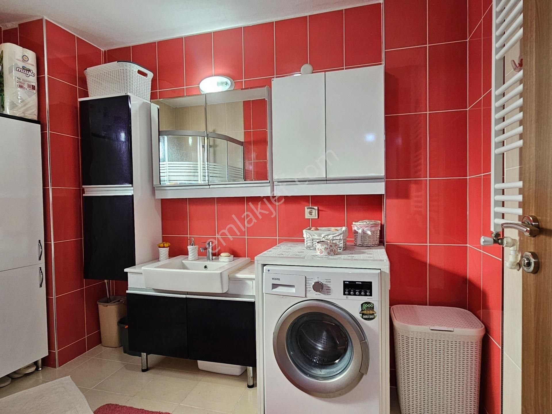 Startkey'den Dikili Merkez'de Denize 100 Metre Satılık 3+1 Villa - Görsel 33