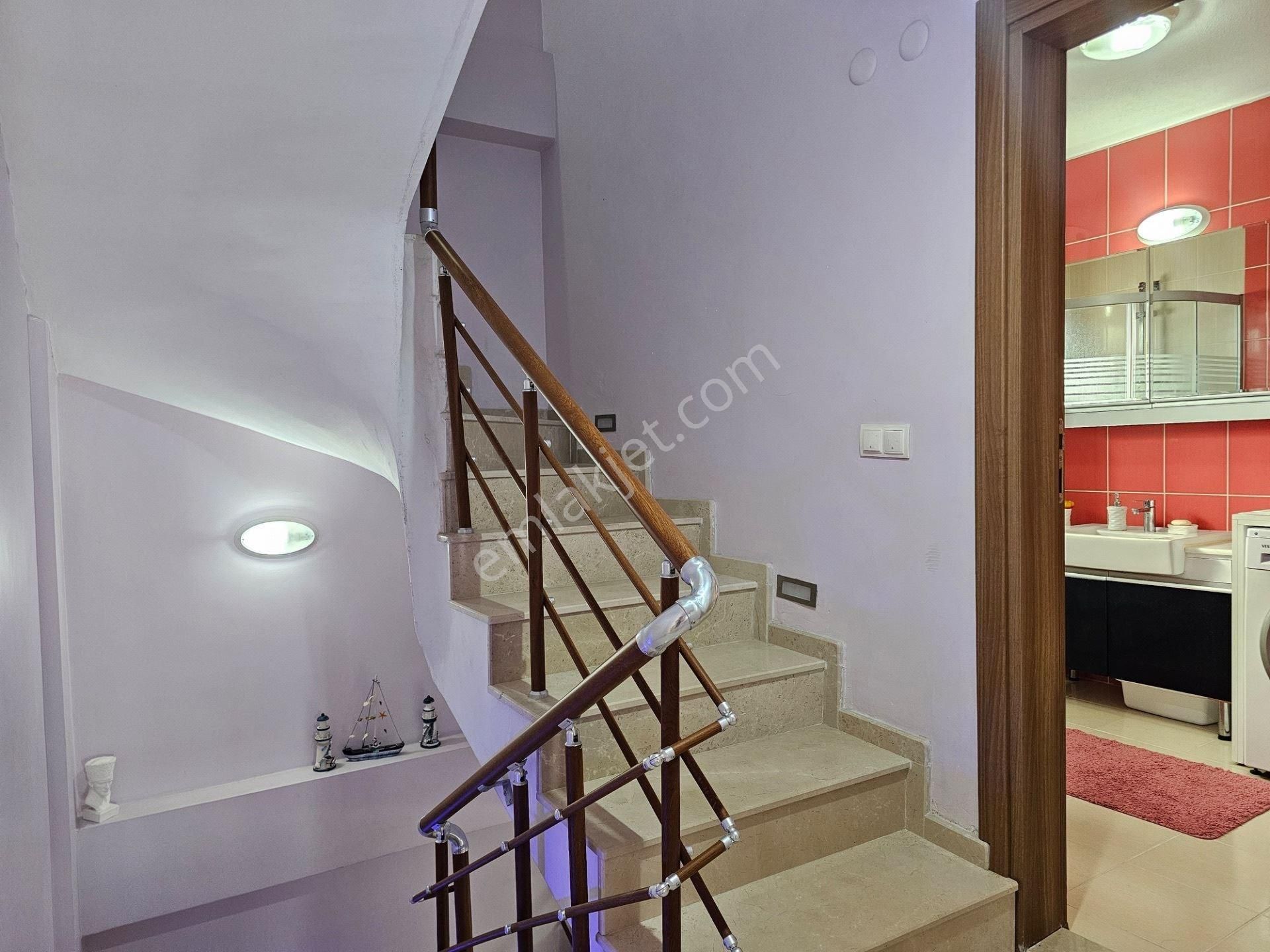 Startkey'den Dikili Merkez'de Denize 100 Metre Satılık 3+1 Villa - Görsel 34