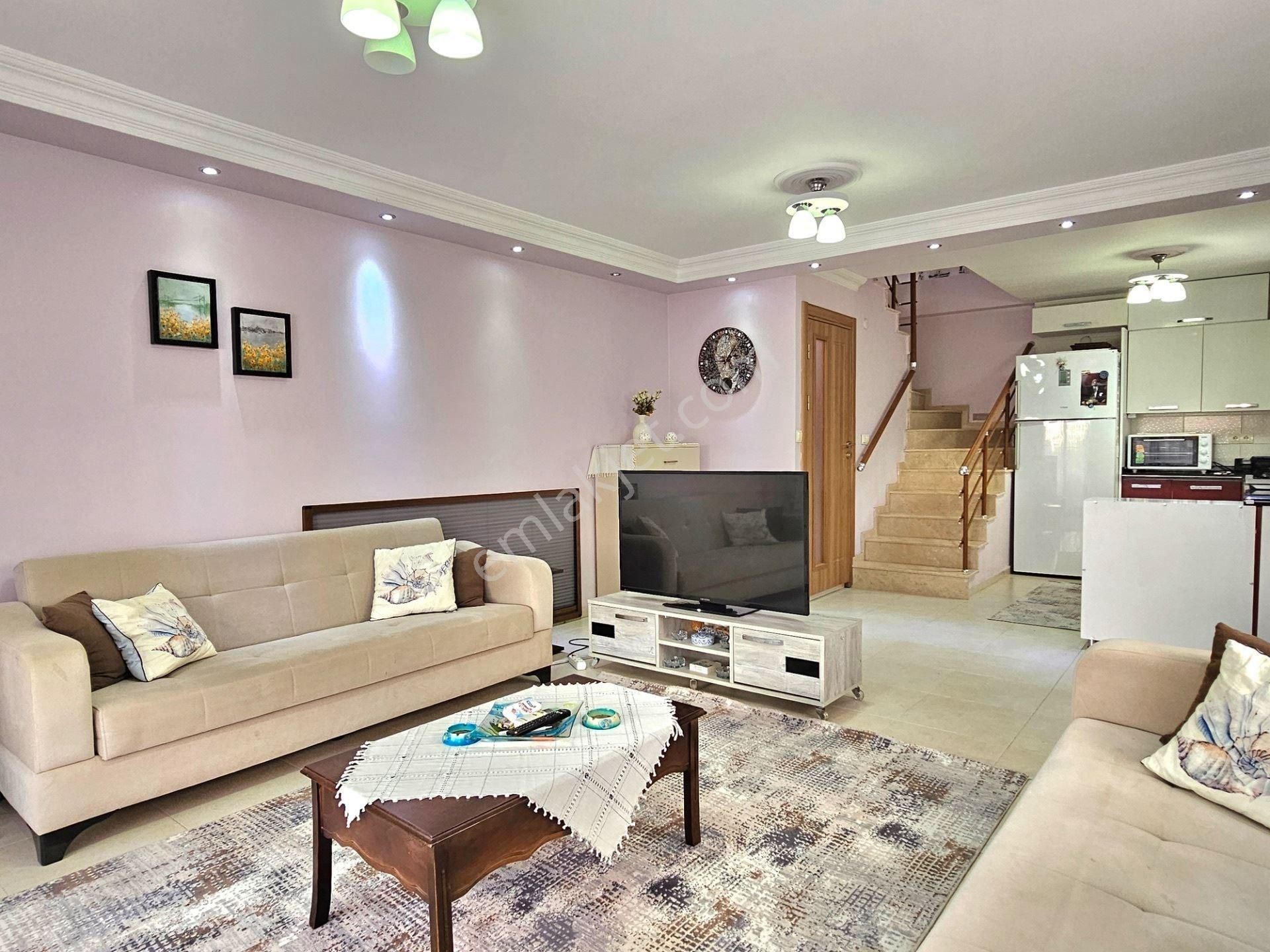 Startkey'den Dikili Merkez'de Denize 100 Metre Satılık 3+1 Villa - Görsel 13