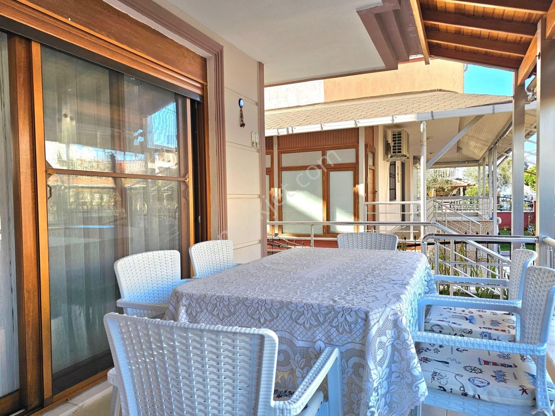 Startkey'den Dikili Merkez'de Denize 100 Metre Satılık 3+1 Villa - Görsel 8