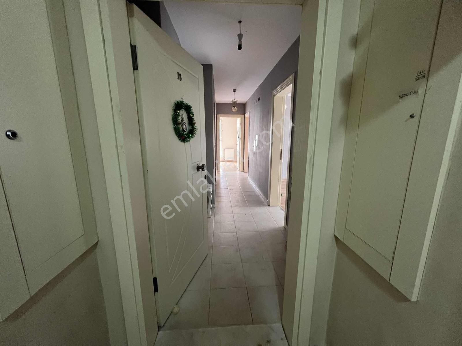 Yoldaş Emlaktan Kirazlıkent Sitesinde 2+1 Satılık Arakat Daire - Görsel 3