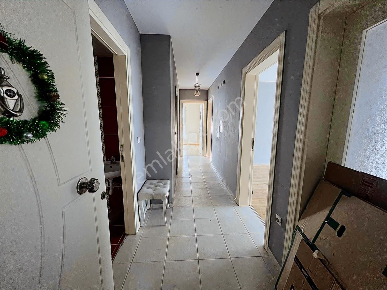 Yoldaş Emlaktan Kirazlıkent Sitesinde 2+1 Satılık Arakat Daire - Görsel 4