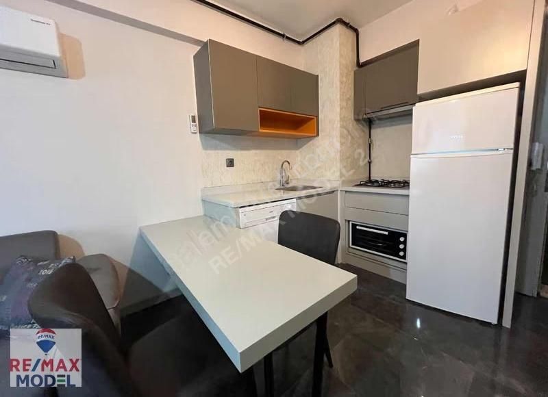 Remax Model Üniversite Ve Cafeler Bölgesinde 1+1 Satılık Apart - Görsel 12