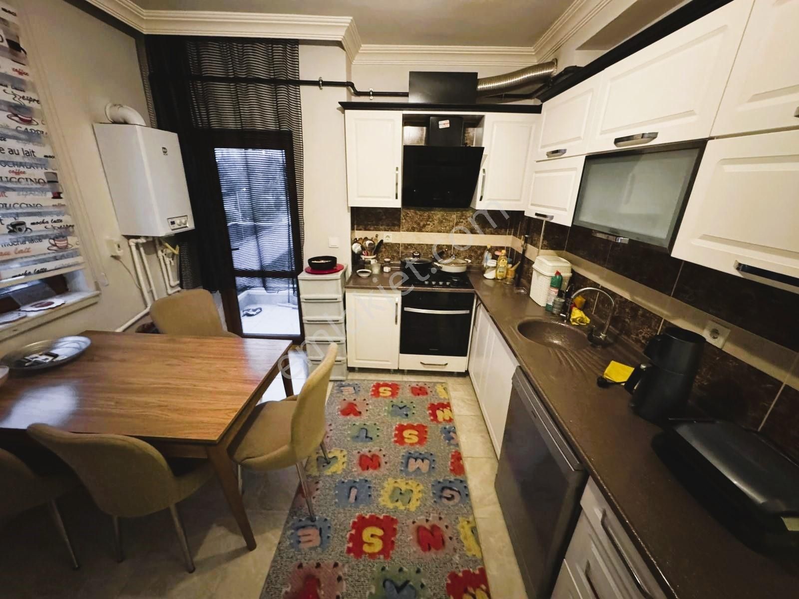 Bağlıca'da Katta Tek Daire Süper Konumda Geniş 5+1 Satılık Daire - Görsel 14