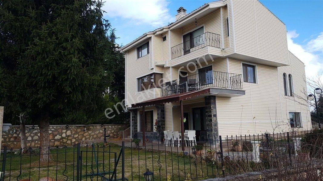 Mudanya Bademli'de Satılık 1000 M2 Bahçeli Manzaralı Lüx Villa - Görsel 17