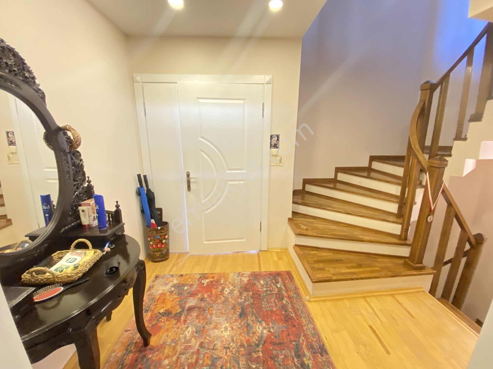Ordu Perşembe Efirli Site İçi Bahçeli Triplex 6+2 Satılık Villa - Görsel 6