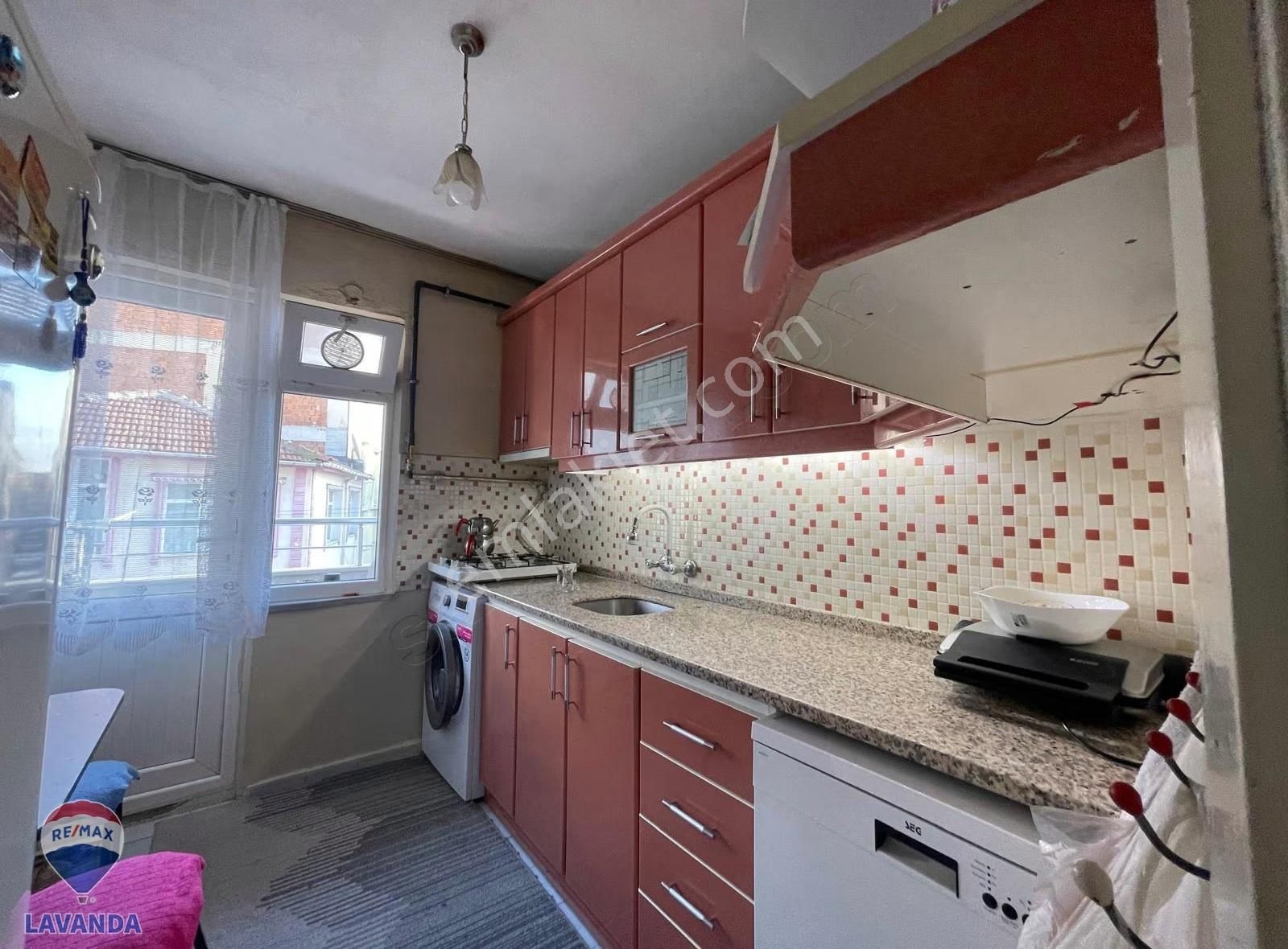 Remax Lavandadan Reşadiye Mahallesinde Satılık Fırsat Daire - Görsel 11