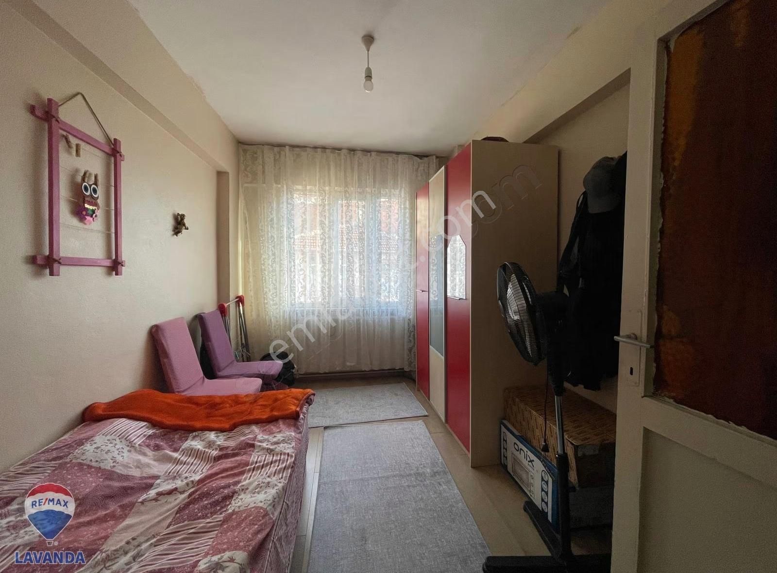 Remax Lavandadan Reşadiye Mahallesinde Satılık Fırsat Daire - Görsel 3