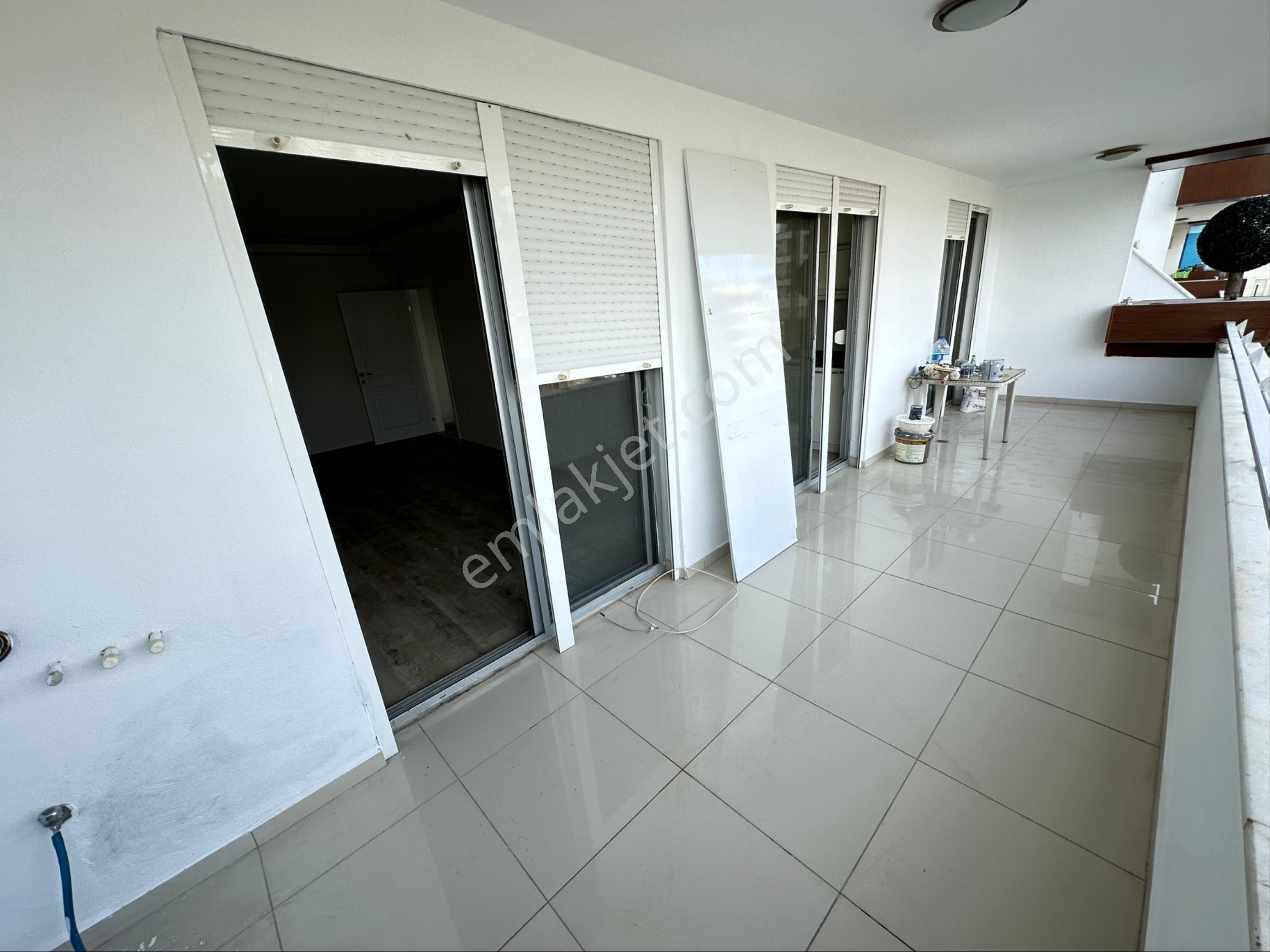 Kiralık 2+1 Daire Ayrı Mutfak - Görsel 13