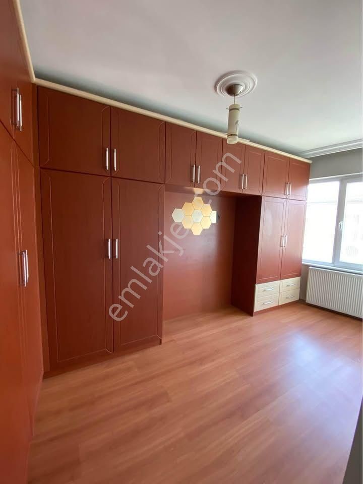 🏡dinçer Mahallesi 🏡 ✅3+1 135 M2 6 Katlının 5 Katı ❇️açık Mutfak Petek Kombili ❇️full Özelikli - Görsel 7