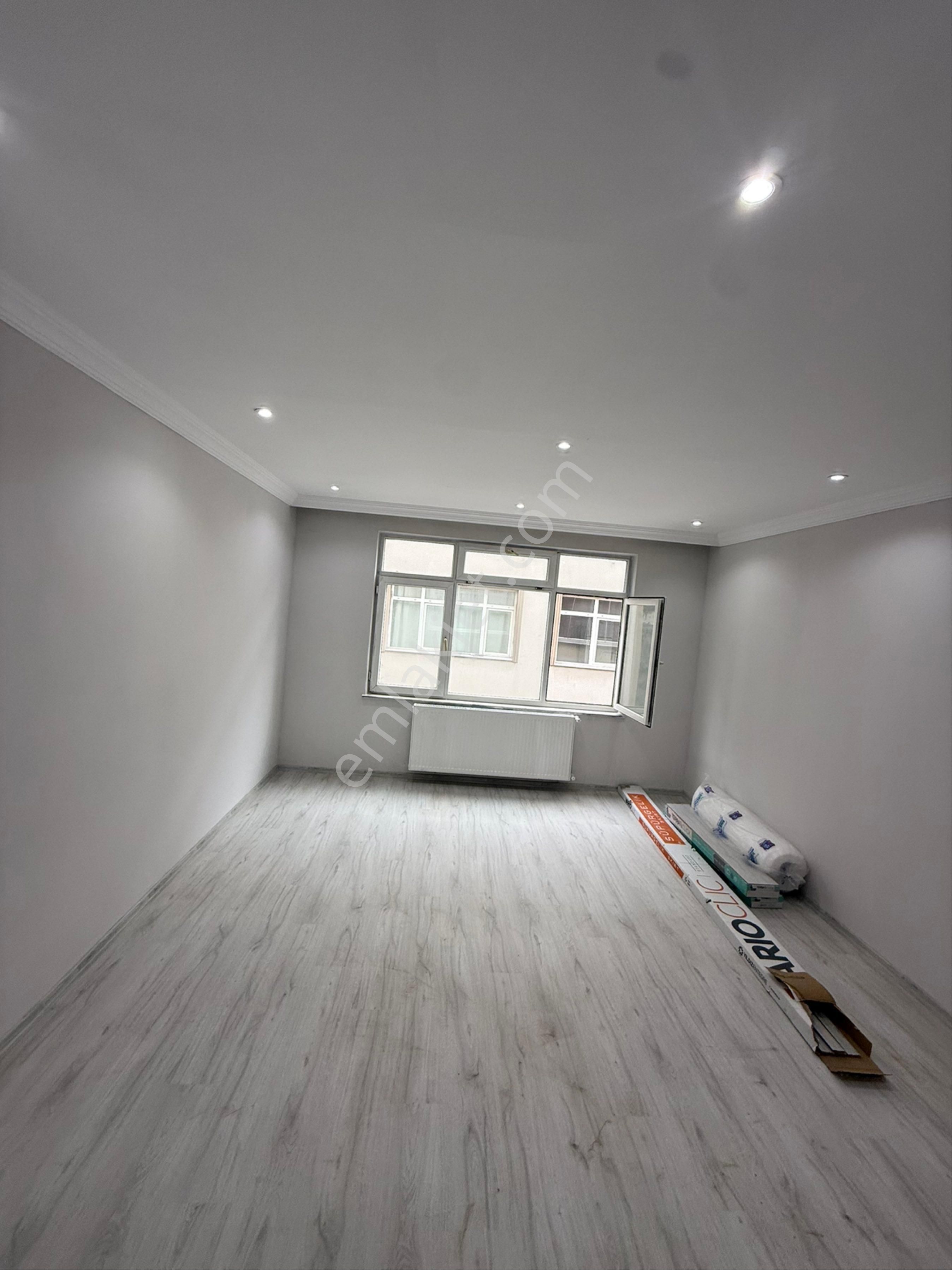 Kadıkoy Mahallesinde İci Full Yapılı Satılık Daire - Görsel 3