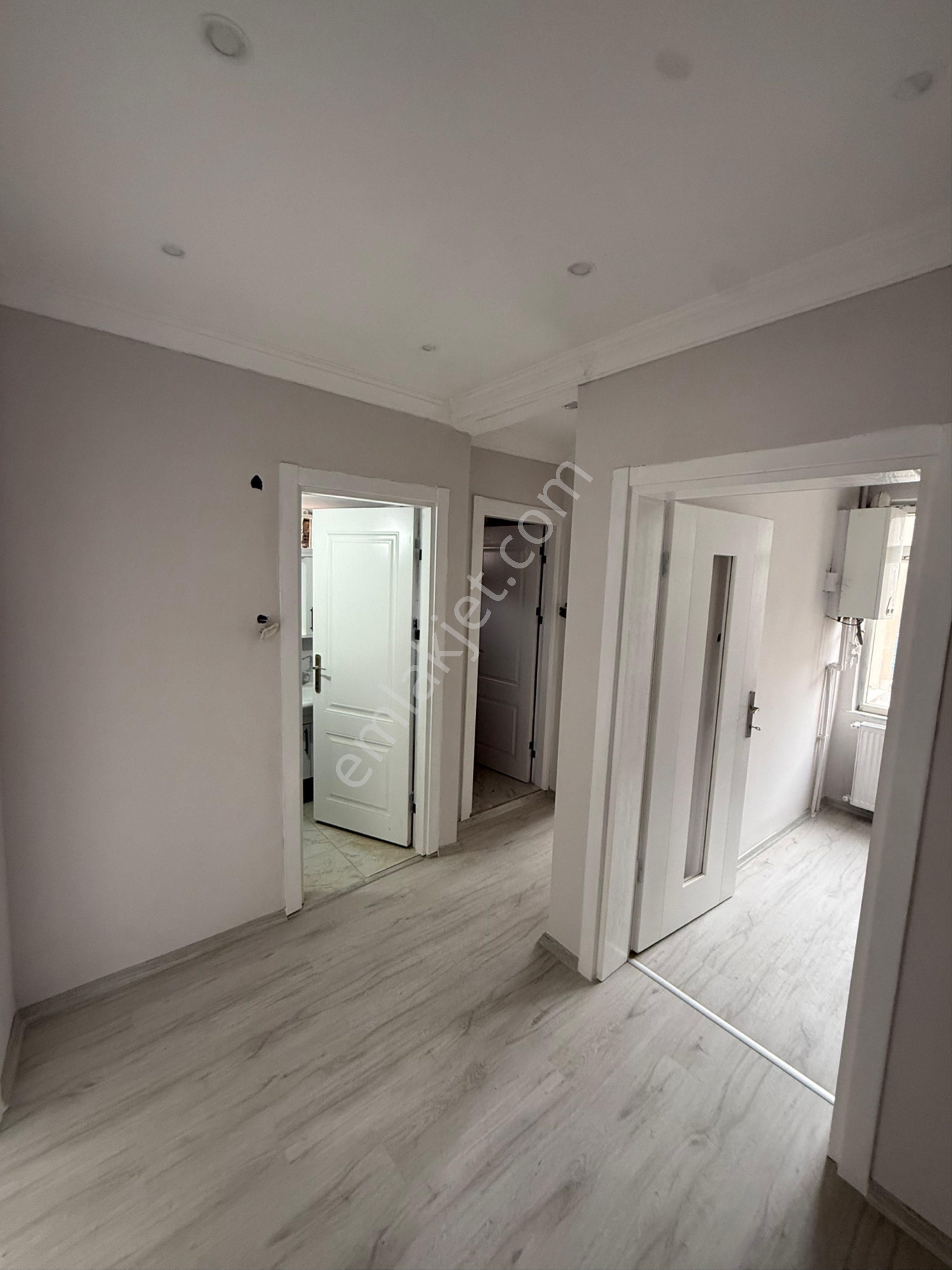 Kadıkoy Mahallesinde İci Full Yapılı Satılık Daire - Görsel 4