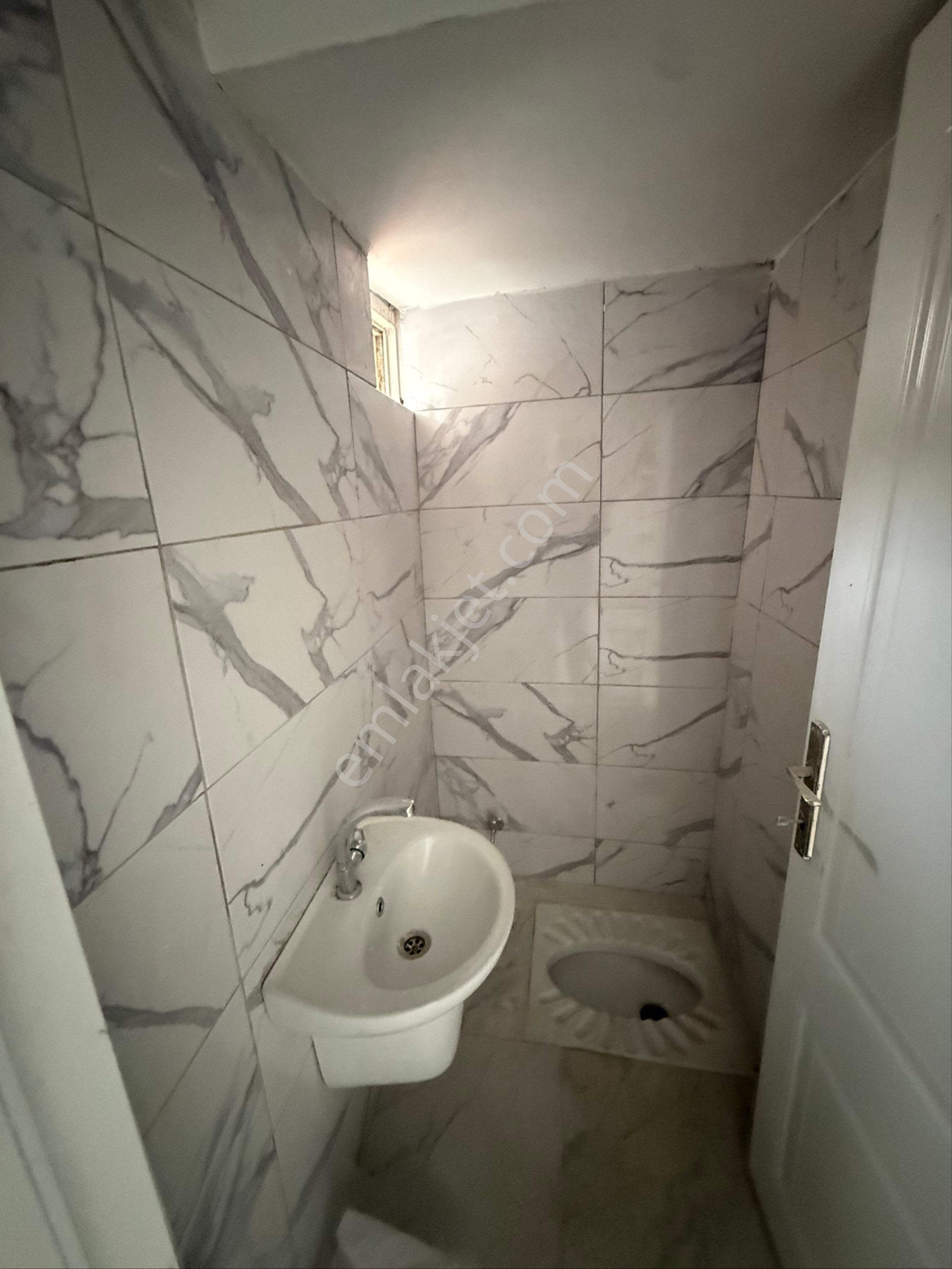 Kadıkoy Mahallesinde İci Full Yapılı Satılık Daire - Görsel 13