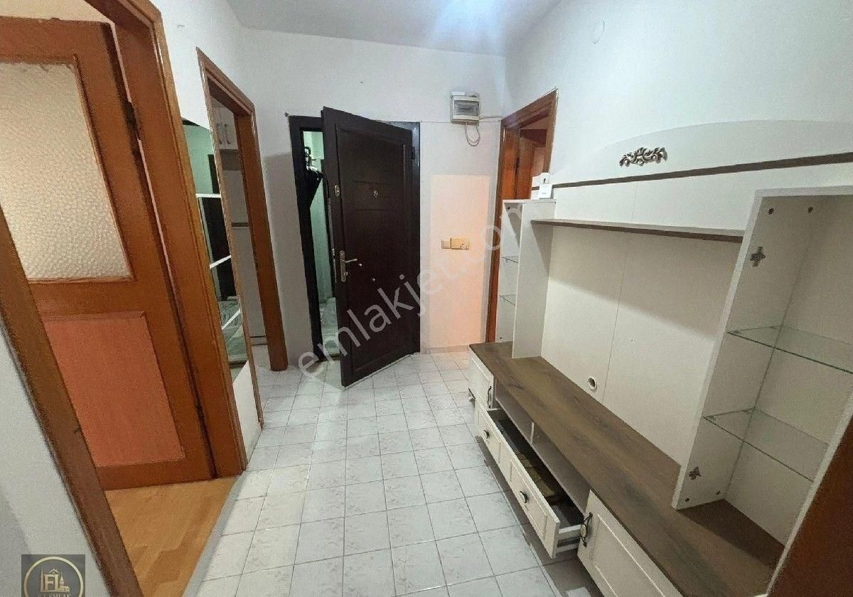 F-l Emlaktan Namık Kemalde Eşyalı 1+1 Ayrı Mutfaklı Daire - Görsel 9