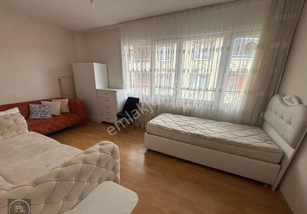 F-l Emlaktan Namık Kemalde Eşyalı 1+1 Ayrı Mutfaklı Daire - Görsel 31