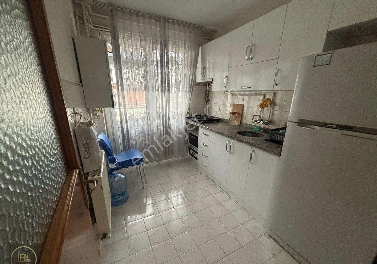 F-l Emlaktan Namık Kemalde Eşyalı 1+1 Ayrı Mutfaklı Daire - Görsel 15