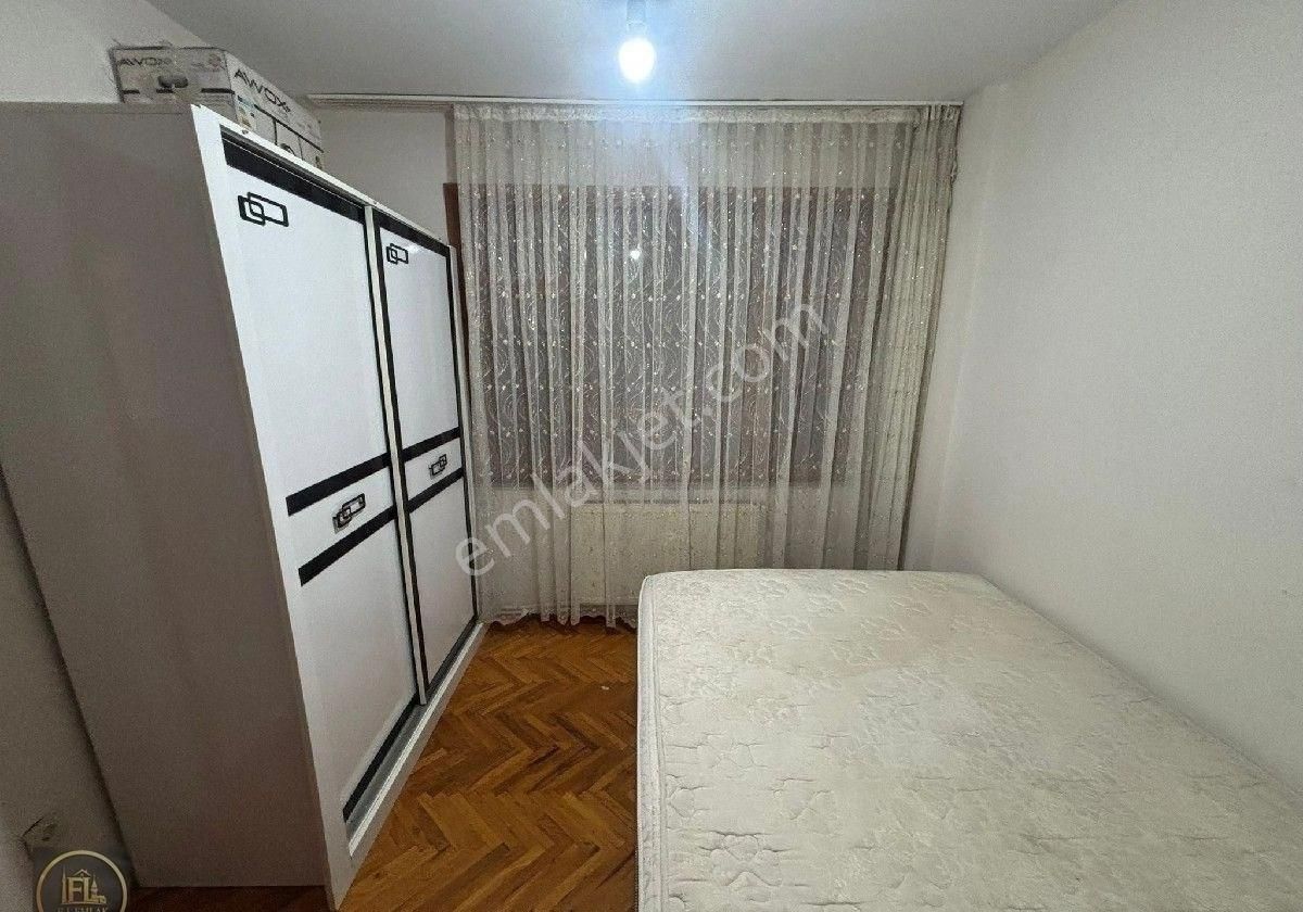 F-l Emlaktan Namık Kemalde Eşyalı 1+1 Ayrı Mutfaklı Daire - Görsel 32