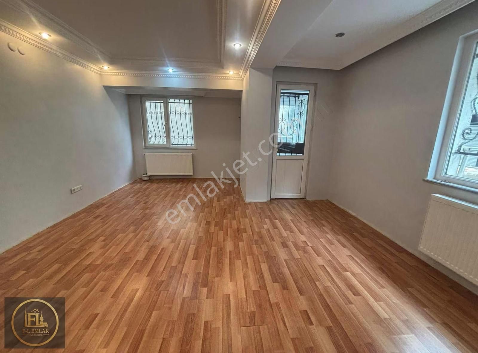 F-l Emlaktan Bulgurlu Metro Yanı 2+1 Y.giriş, Boş, Ebeveynli