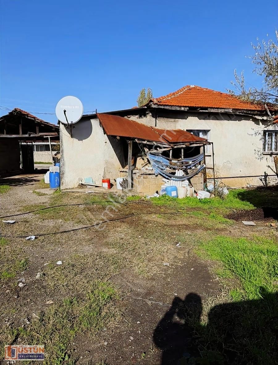 **denize Yakın Zeytin Ağaçları Bulunan 814m2 Alana Sahip Köy Evi - Görsel 17