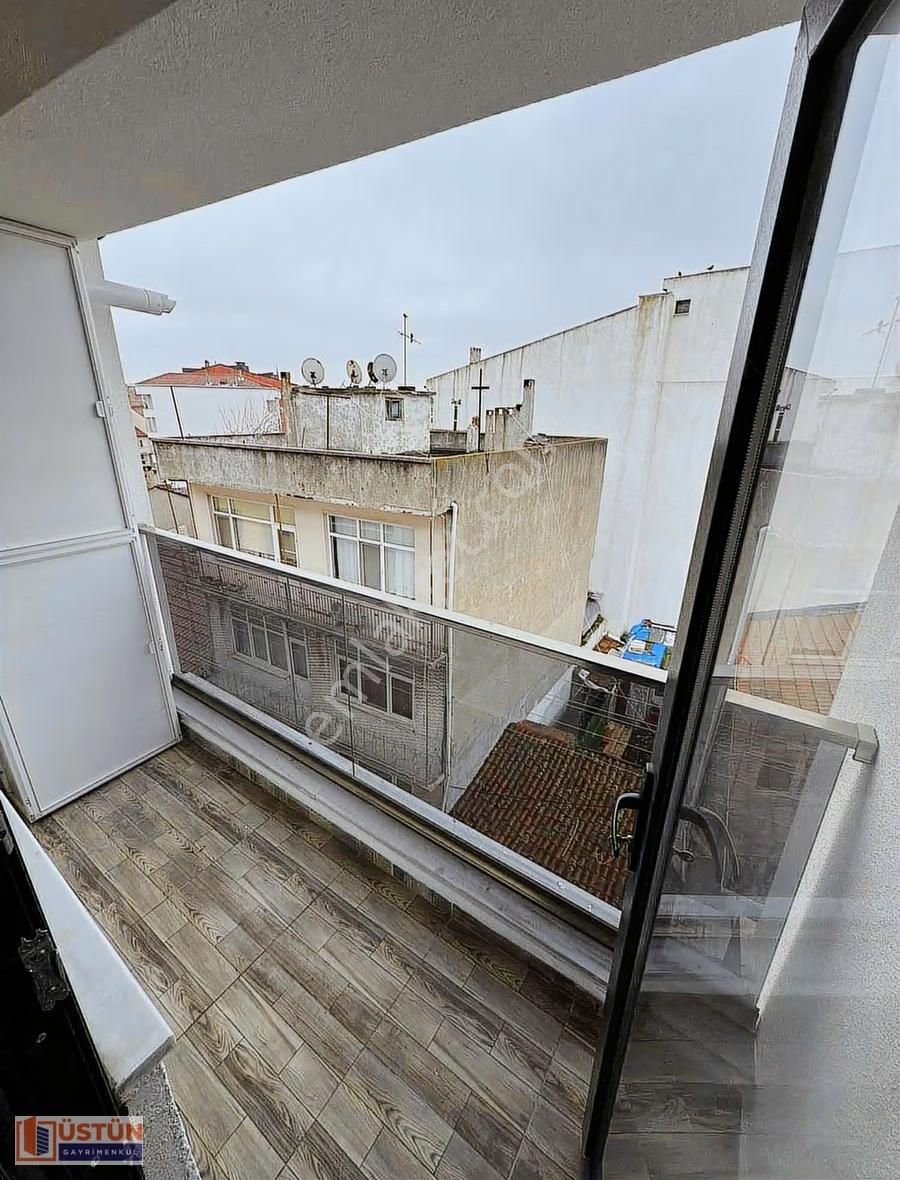 *şehir Merkezinde - Sıfır 3+1 Ebevenyli - Açık Balkonlu 140m2* - Görsel 5