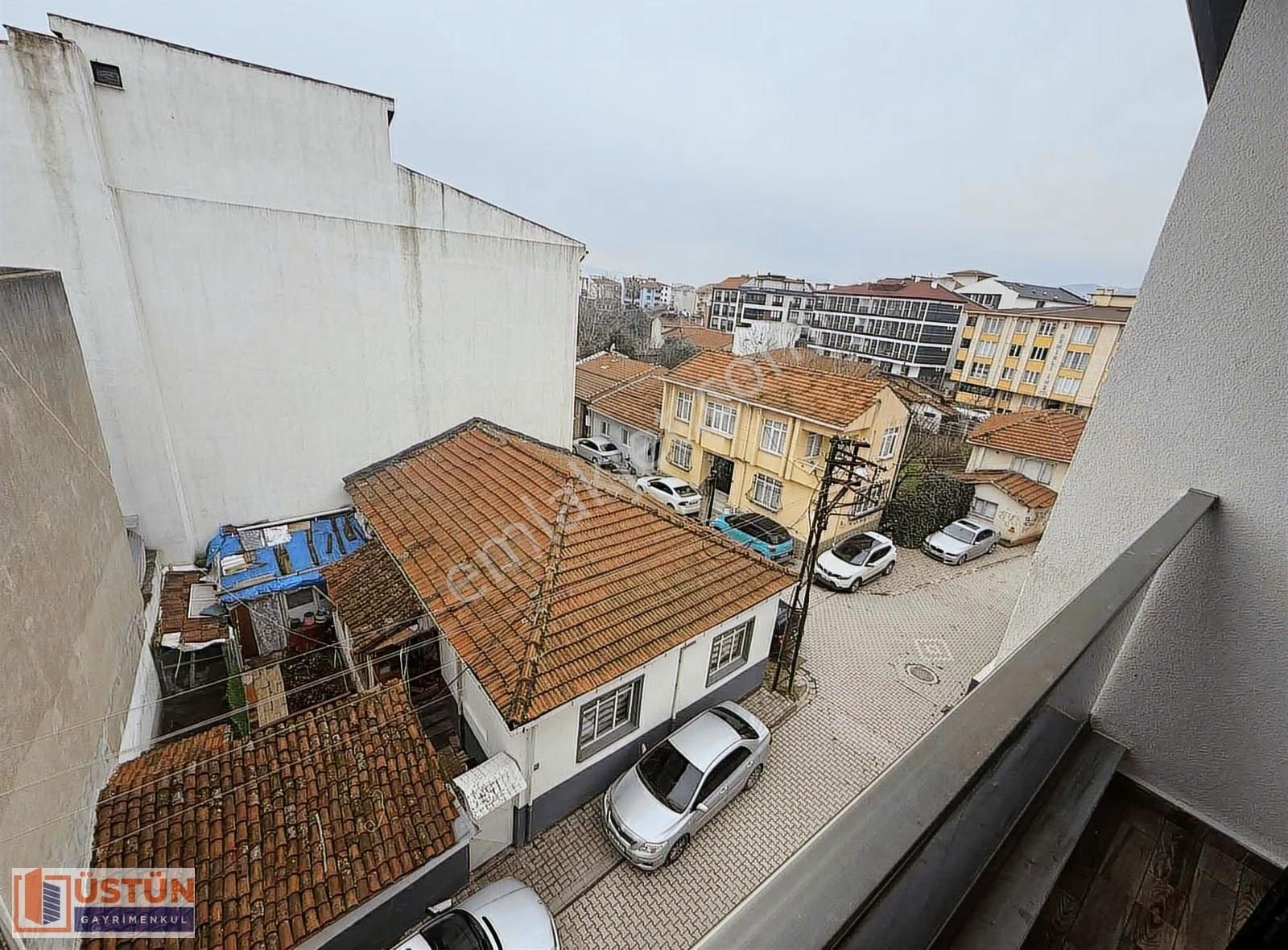 *şehir Merkezinde - Sıfır 3+1 Ebevenyli - Açık Balkonlu 140m2* - Görsel 6