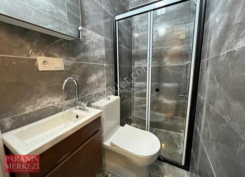 Para'dn Full Yeni Eşyali Metro/büs Ve Cavahir Avm 8 Dk 1+0 Daire - Görsel 3