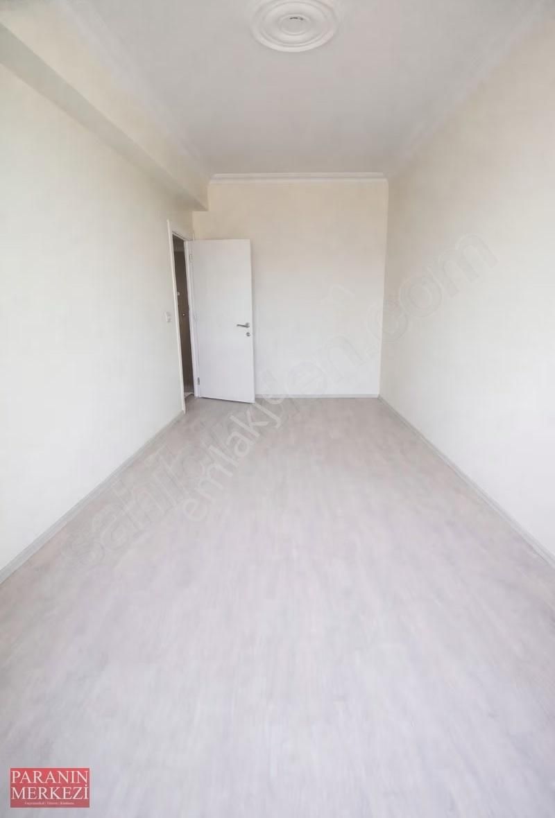 Para'dan Elmalıkent Mahallesinde Boğaz Manzaralı 1+1 Daire - Görsel 2