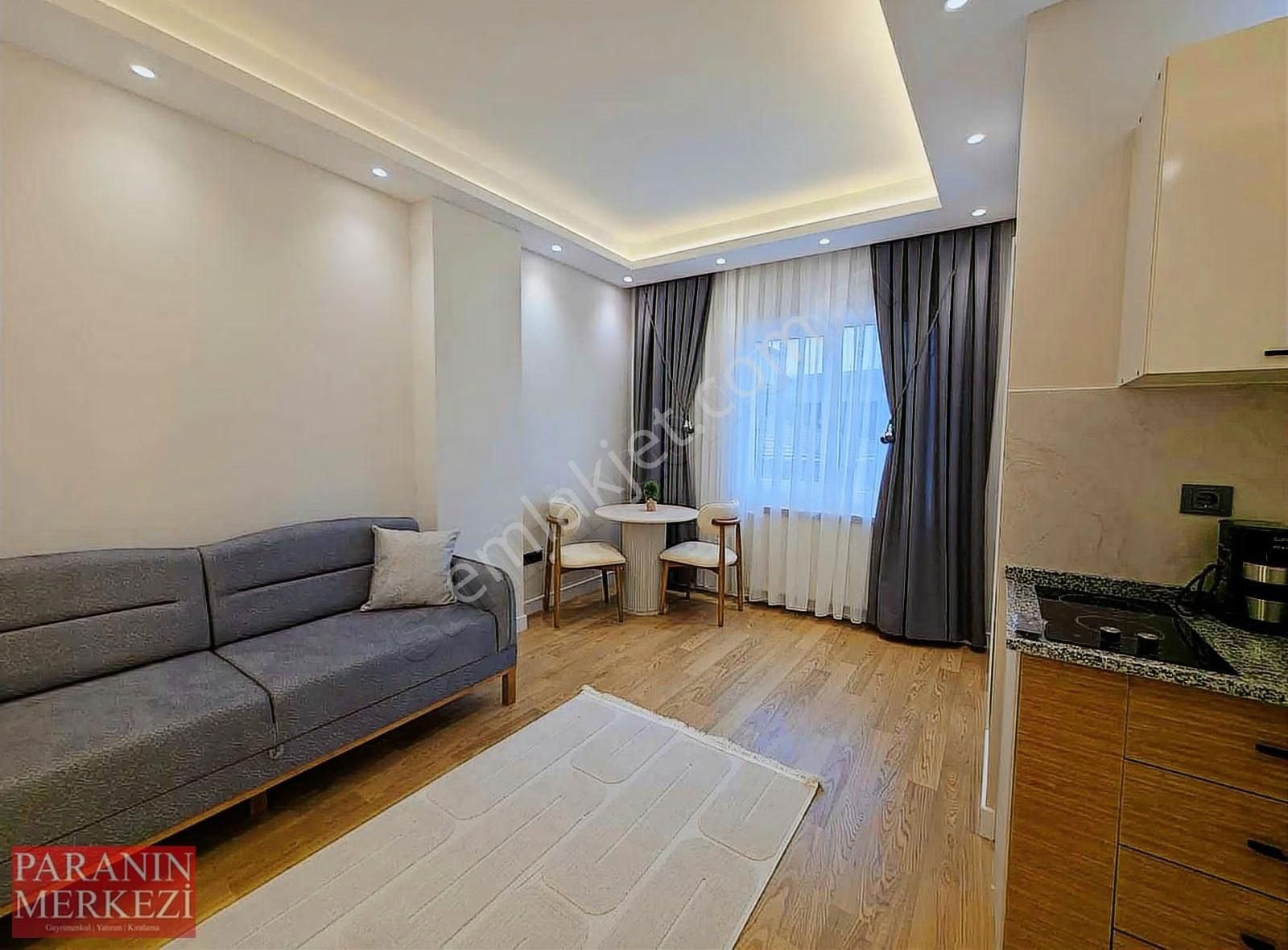 Para'dn Full Lüxs Sıfır Eşyali Cadde Uzeri 1+1 Daire Otoparklı