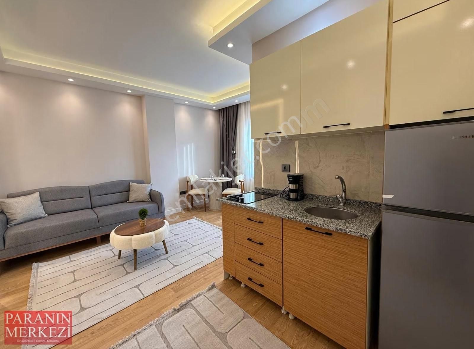 Para'dn Full Lüxs Sıfır Eşyali Cadde Uzeri 1+1 Daire Otoparklı - Görsel 3