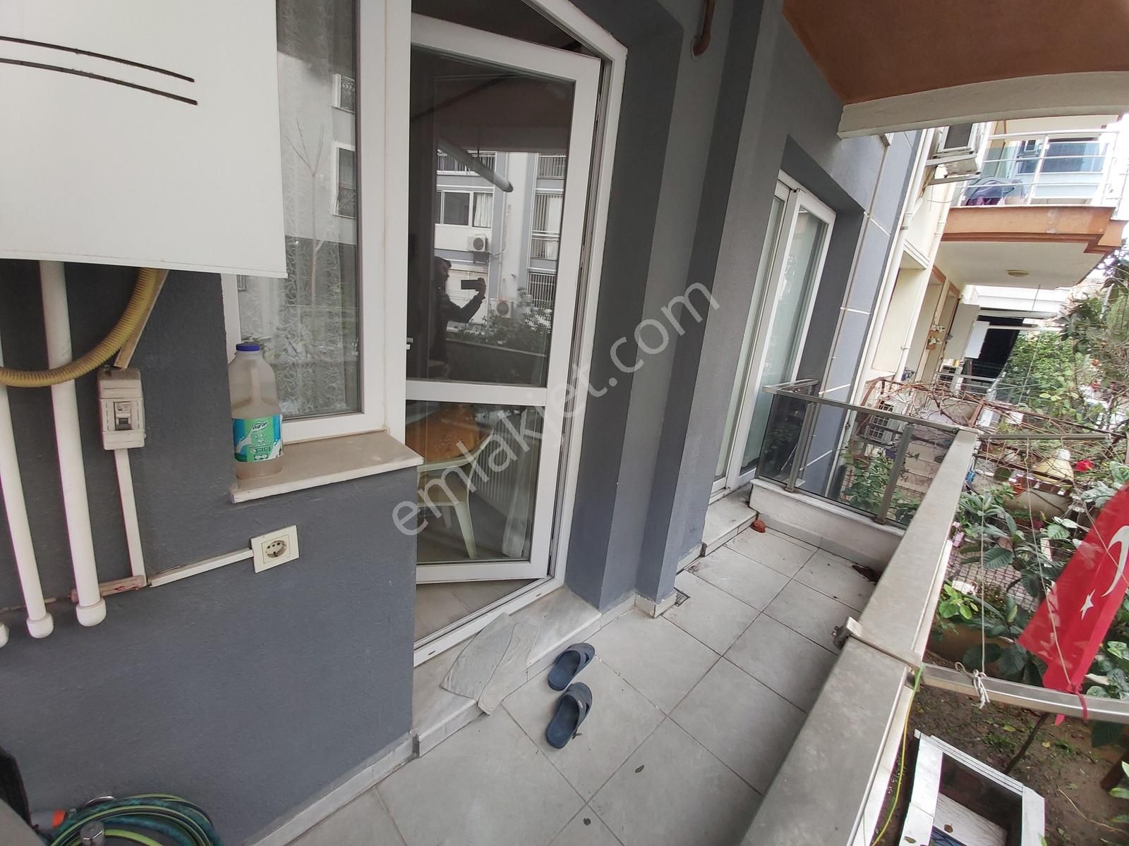 Karşıyaka Şemiklerde Kaçırılmayacak Konumda 2+1 Daire - Görsel 16