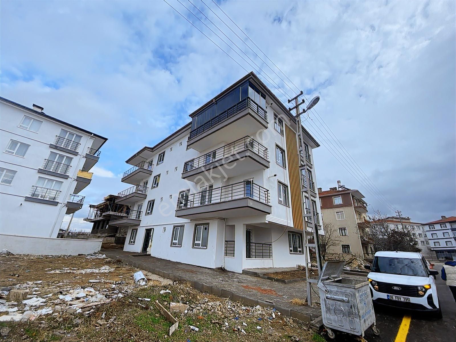 Akyurt Merkezde 2.kat Ebevyn Banyolu Sıfır Kelepir Daire - Görsel 26