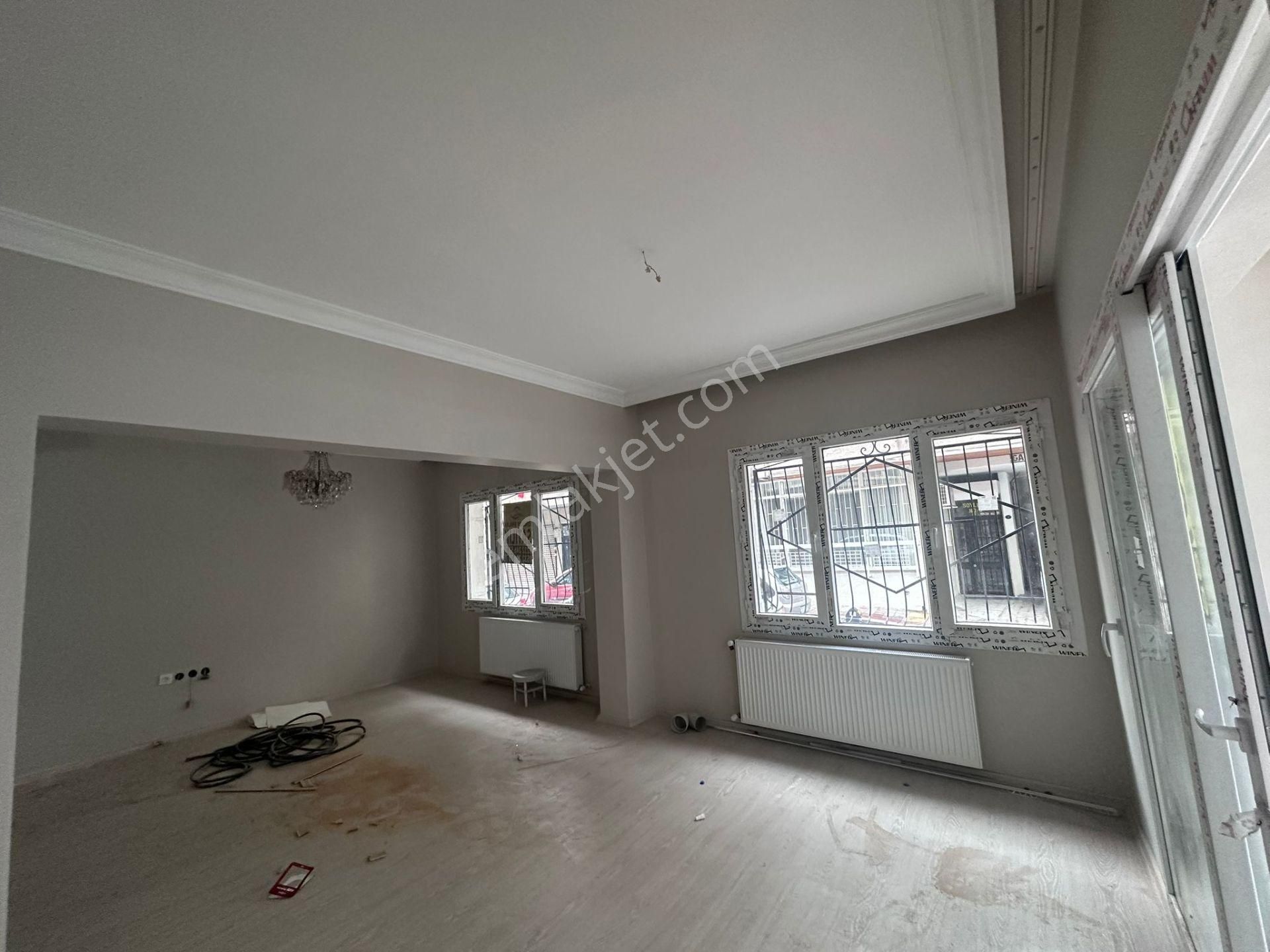 Güzelyalının Merkezinde Doğal Gazlı Bahçeli Cadde Ve Deniz Yakını - Görsel 9