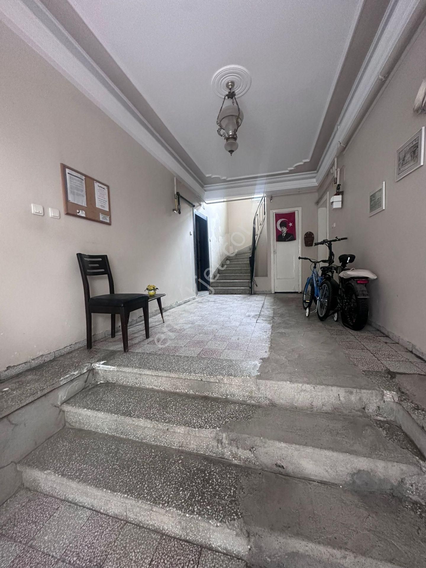 Güzelyalının Merkezinde Doğal Gazlı Bahçeli Cadde Ve Deniz Yakını - Görsel 3