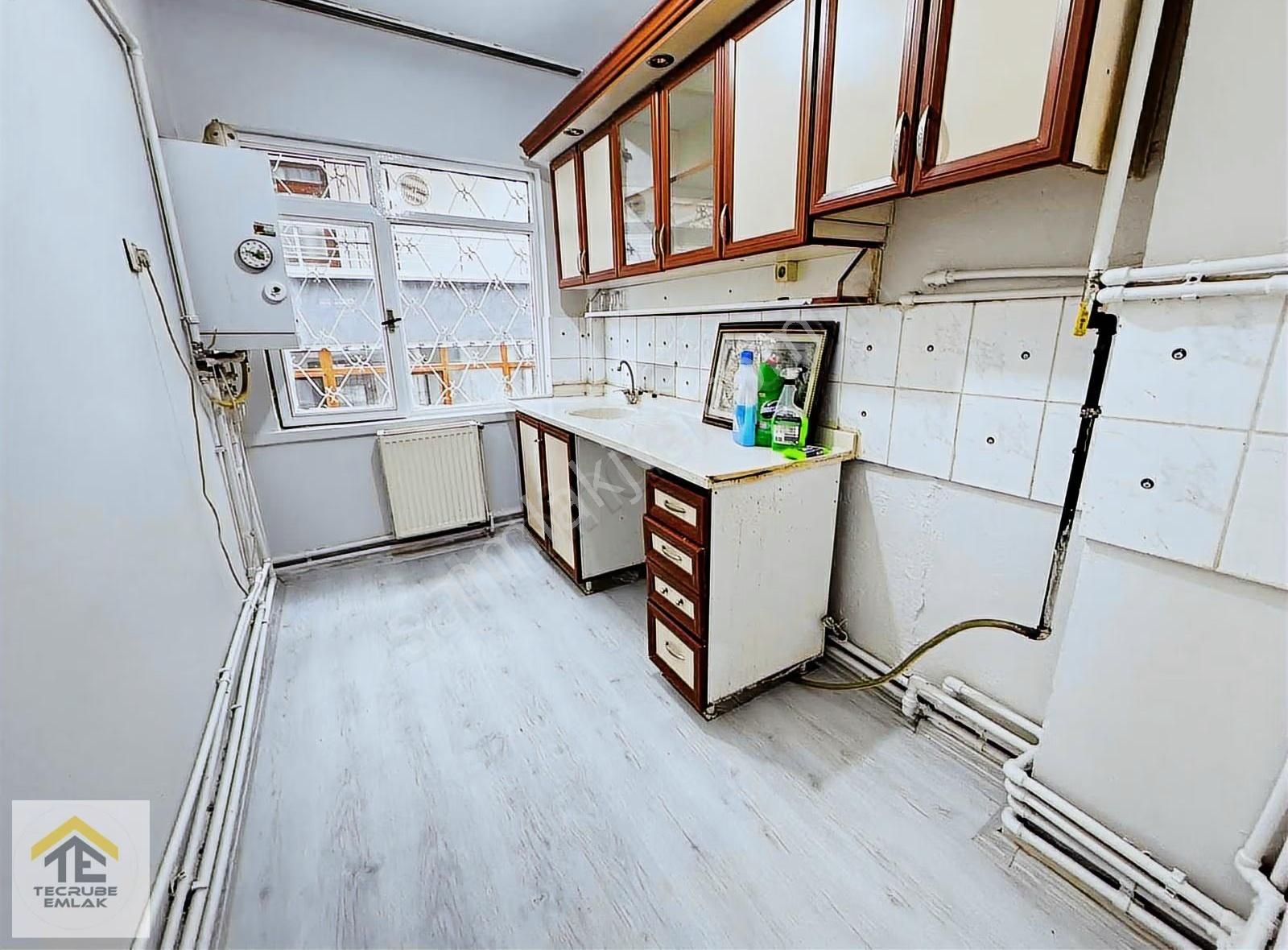 Basın Cad. Gata Hastane Yakını Yüksek Giriş Kat Konumlu 2+1 - Görsel 15