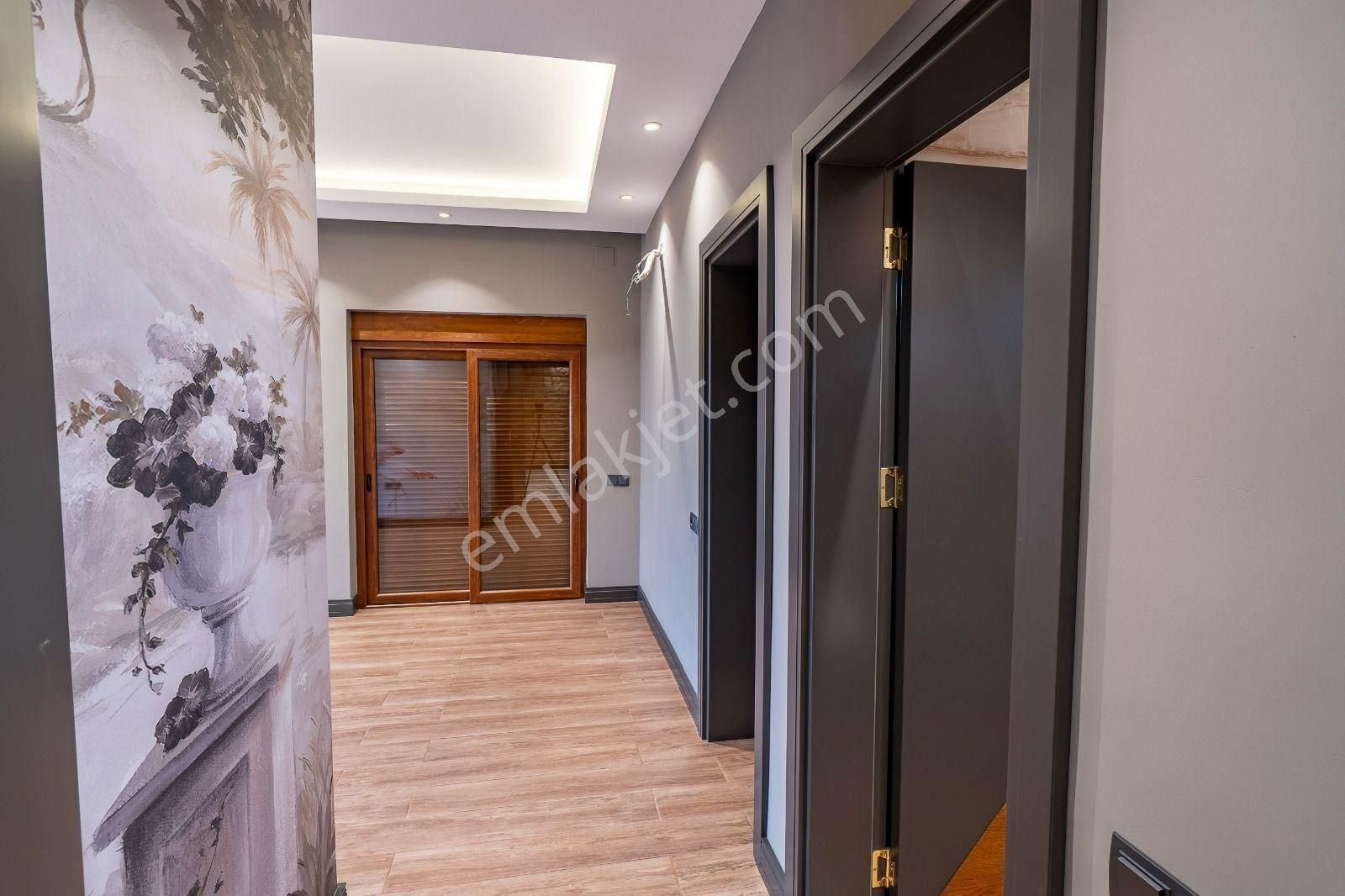 Alanya / İncekum’da Vatandaşlığa Uygun Müstakil 4+1 Lüks Villa — Özel Havuzlu - Görsel 3