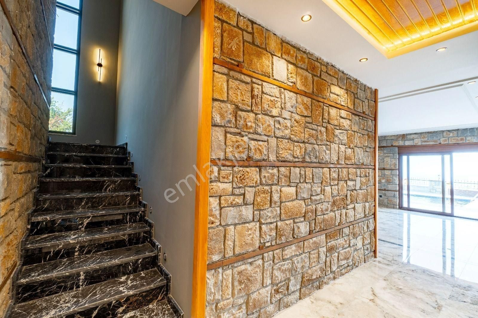 Alanya / İncekum’da Vatandaşlığa Uygun Müstakil 4+1 Lüks Villa — Özel Havuzlu - Görsel 18